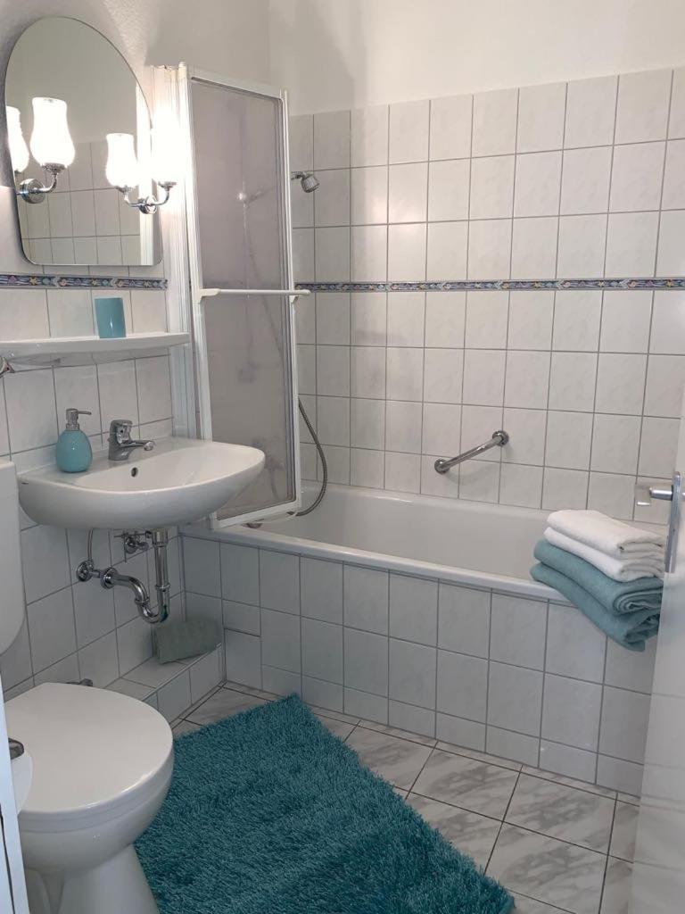 One-Bedroom Apartment - Photo 14