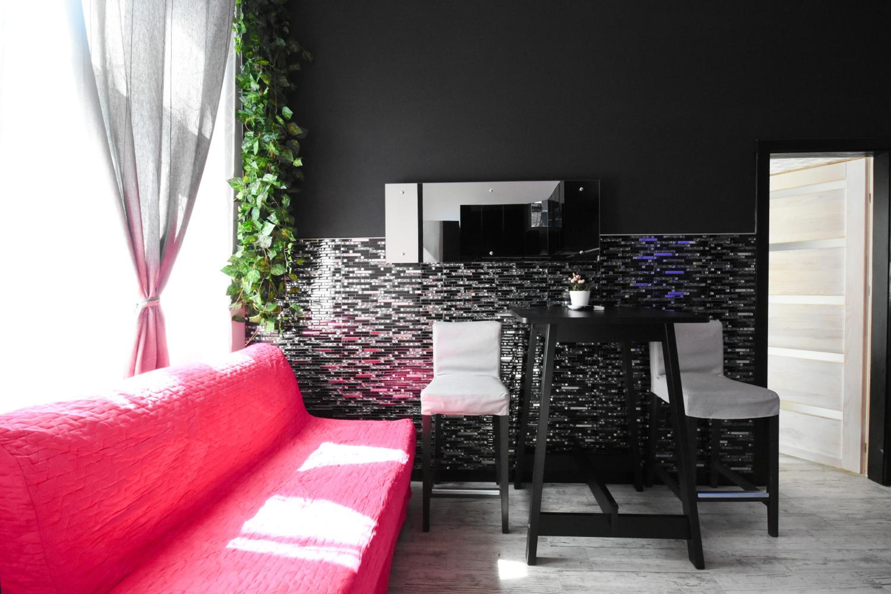 Two-Bedroom Apartment - Photo 6