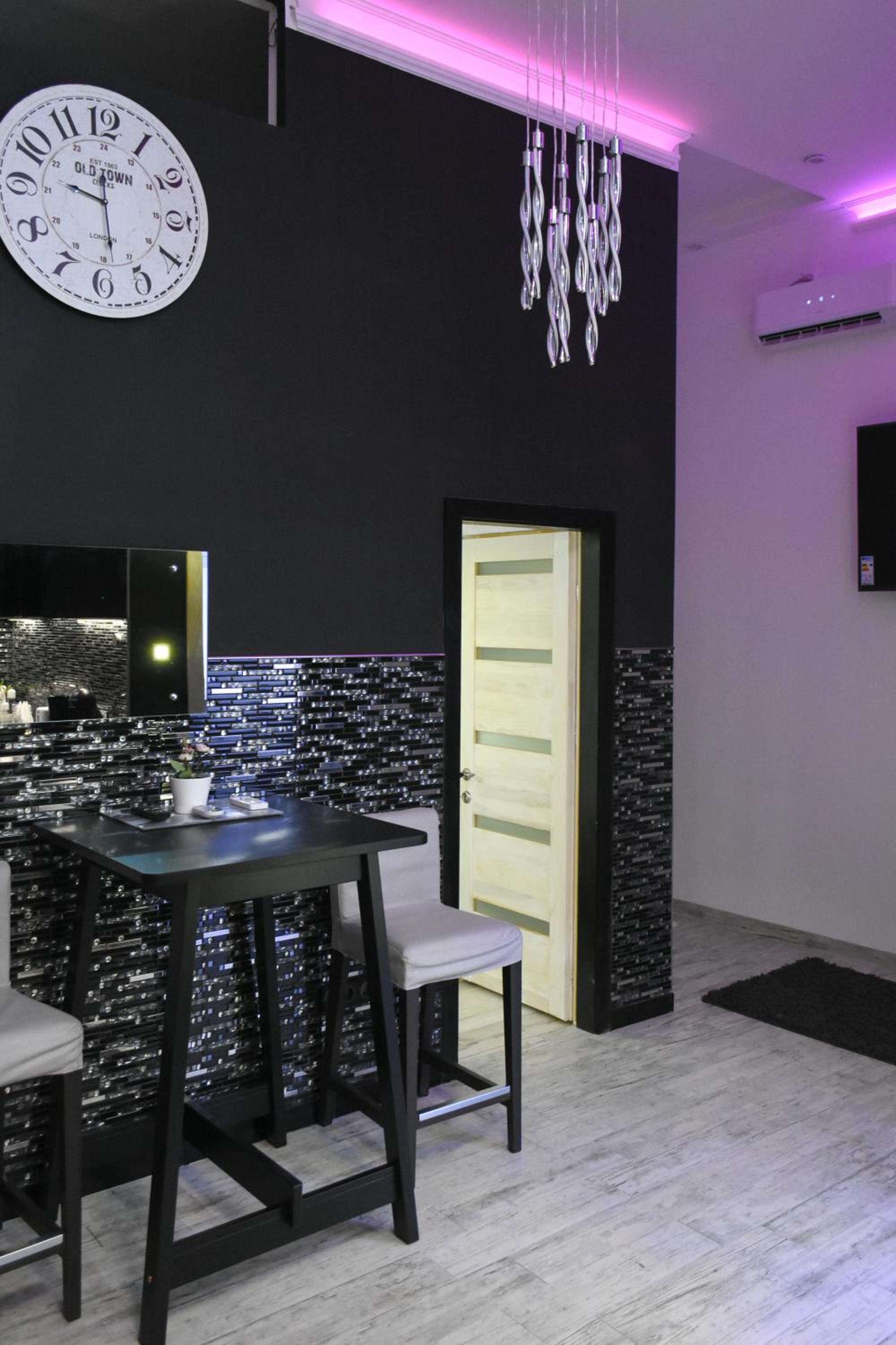 Two-Bedroom Apartment - Photo 1