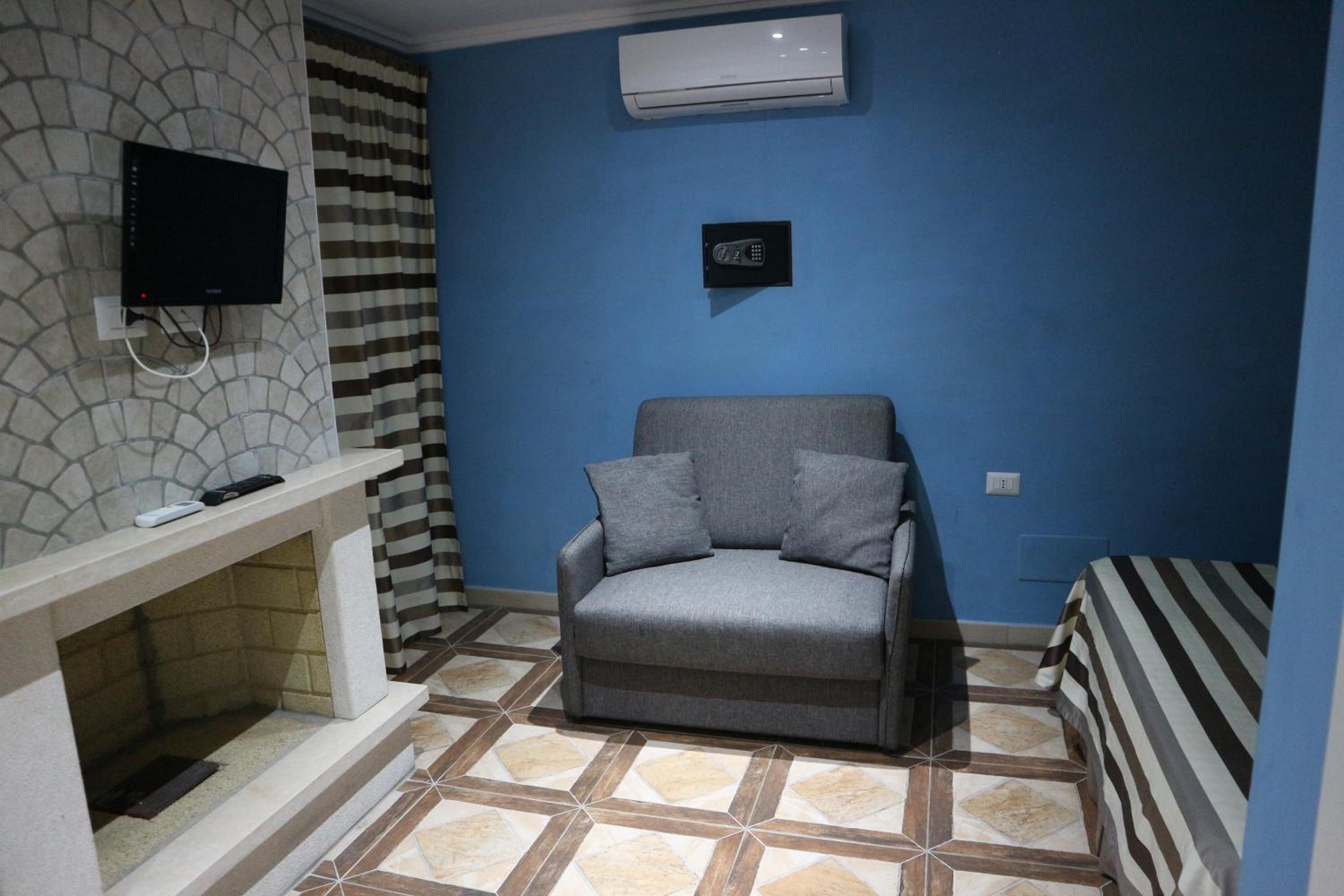 Deluxe Double Room with Private Garden photo 1