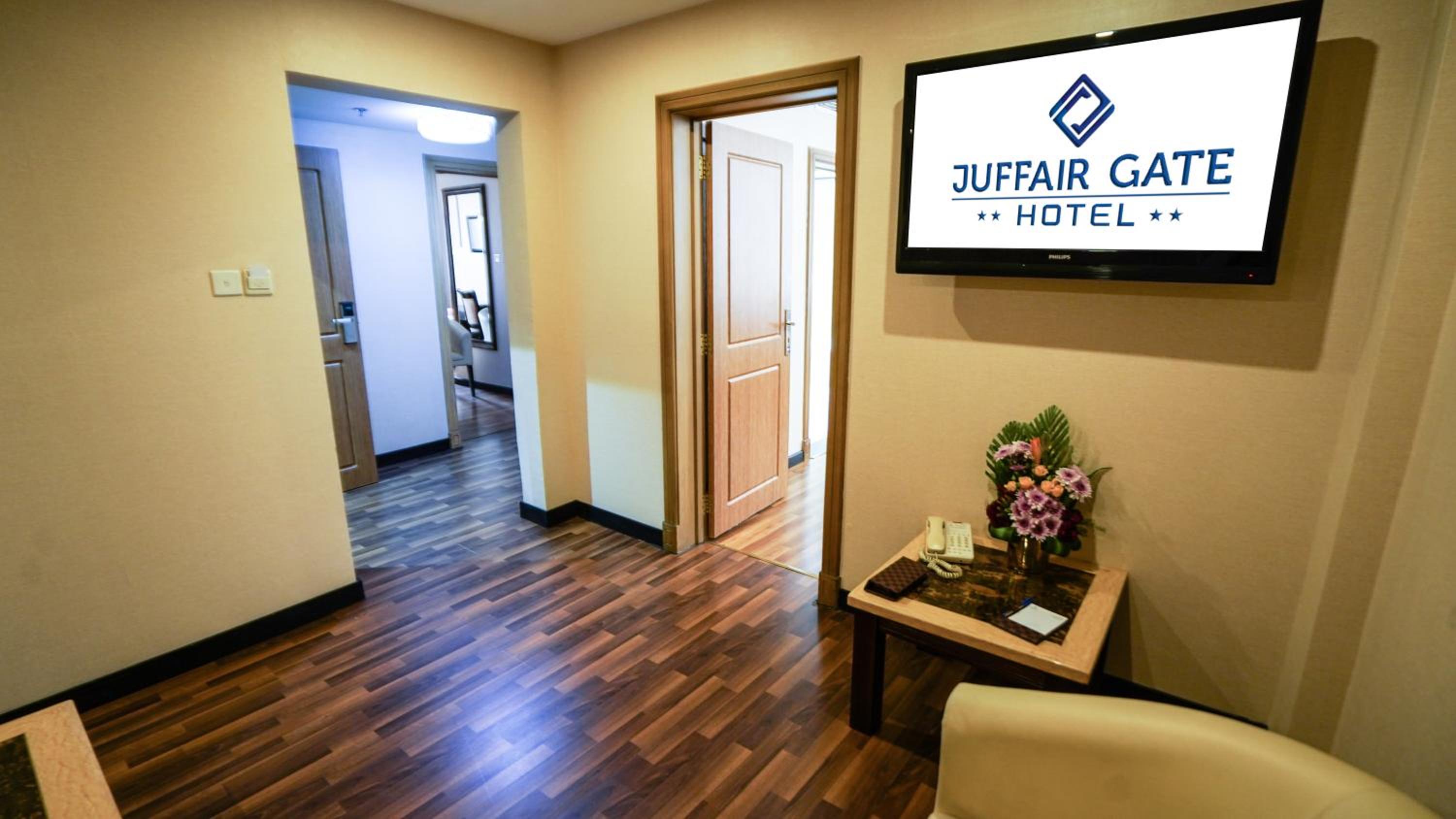 Executive Family Room