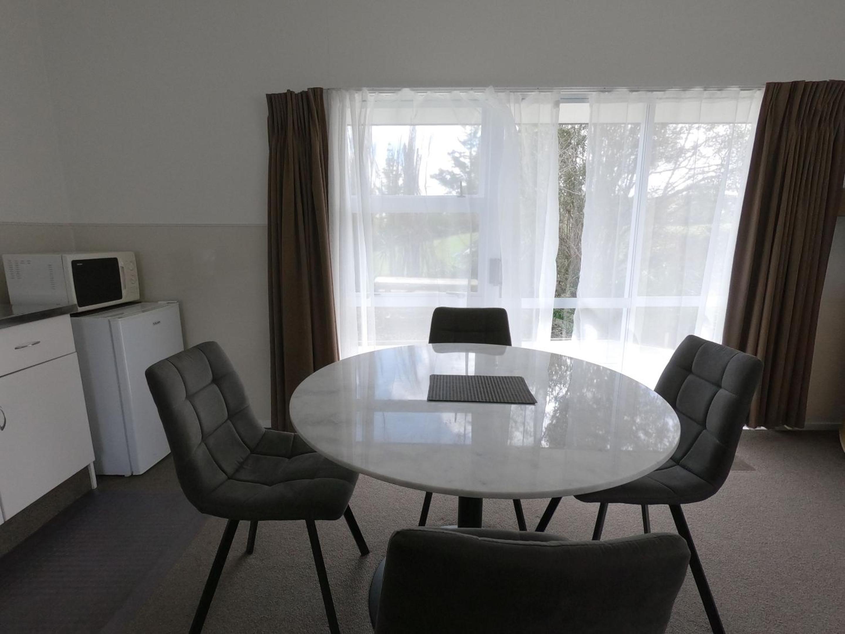 Family Studio - Photo 4