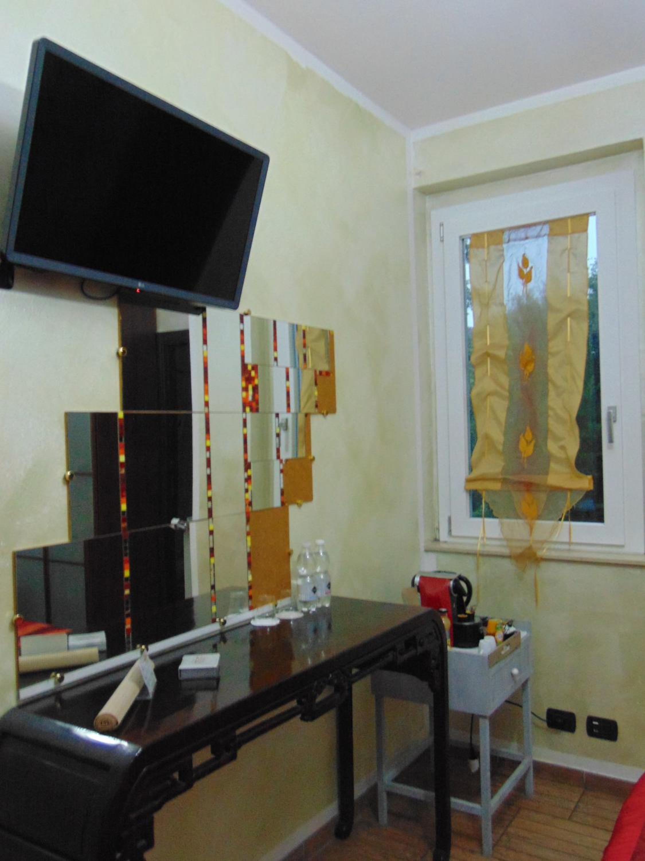 Double or Twin Room - Photo 22