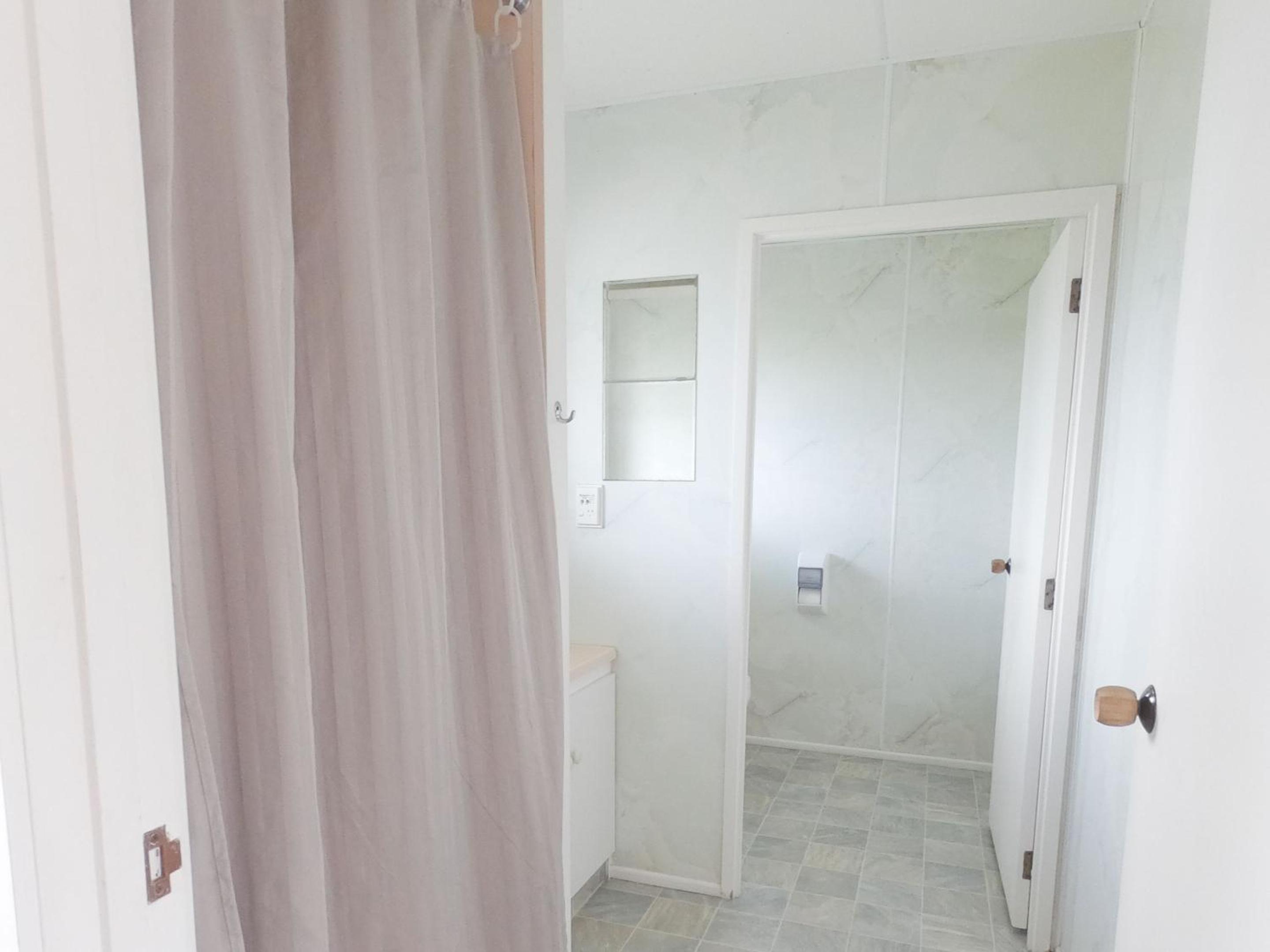 King Suite - Photo 12