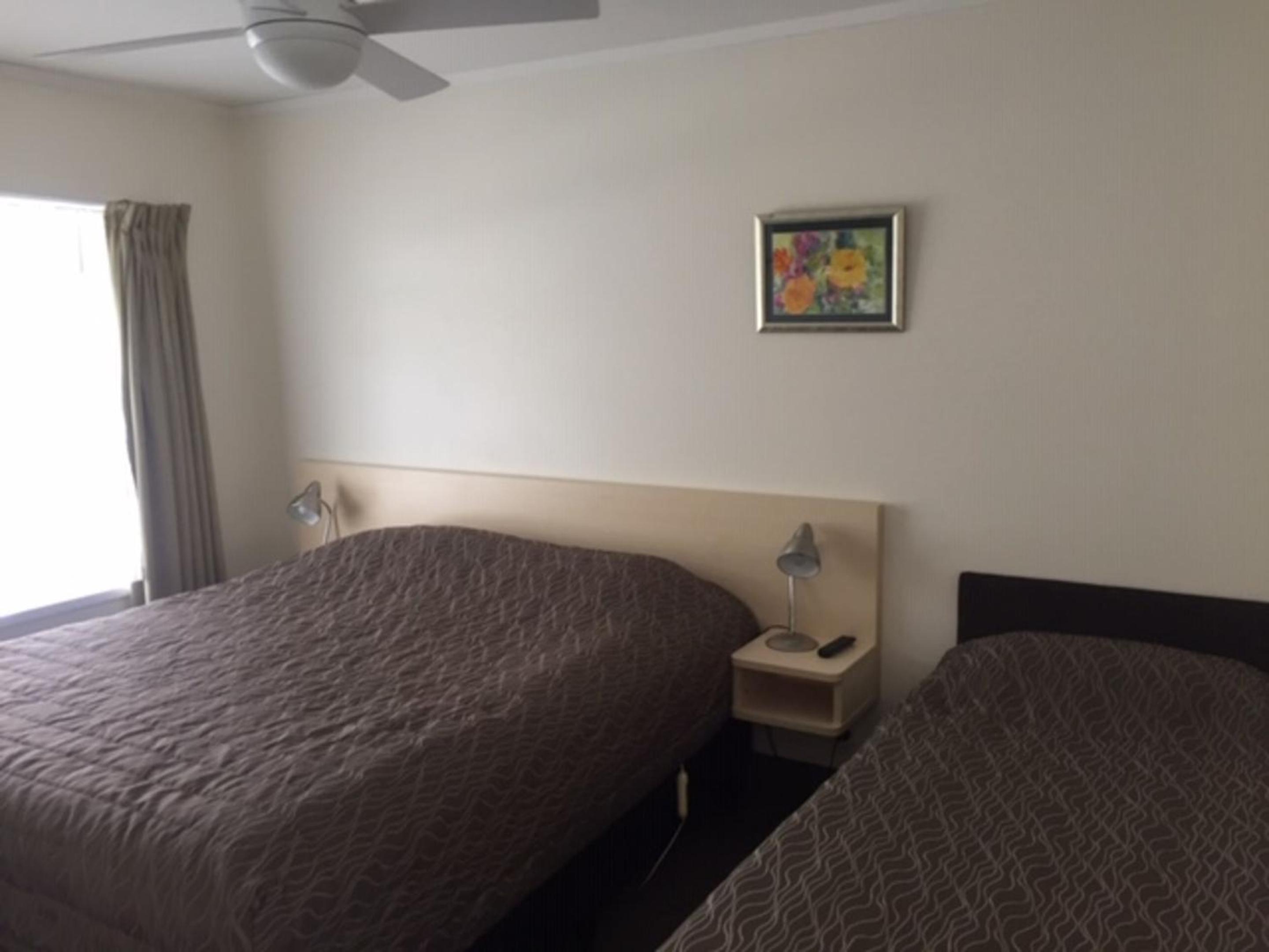 Queen Suite - Photo 6