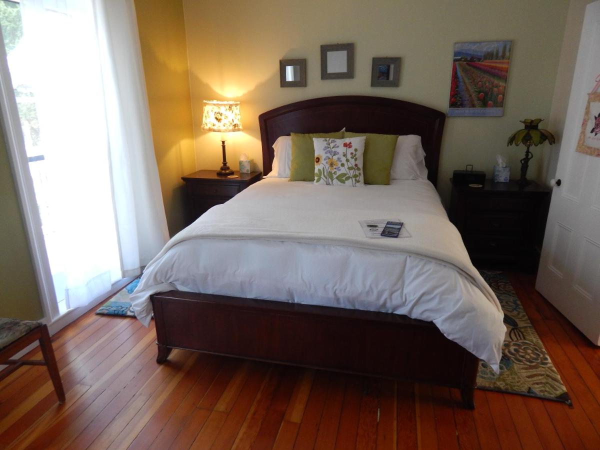 Superior Queen Room photo 1