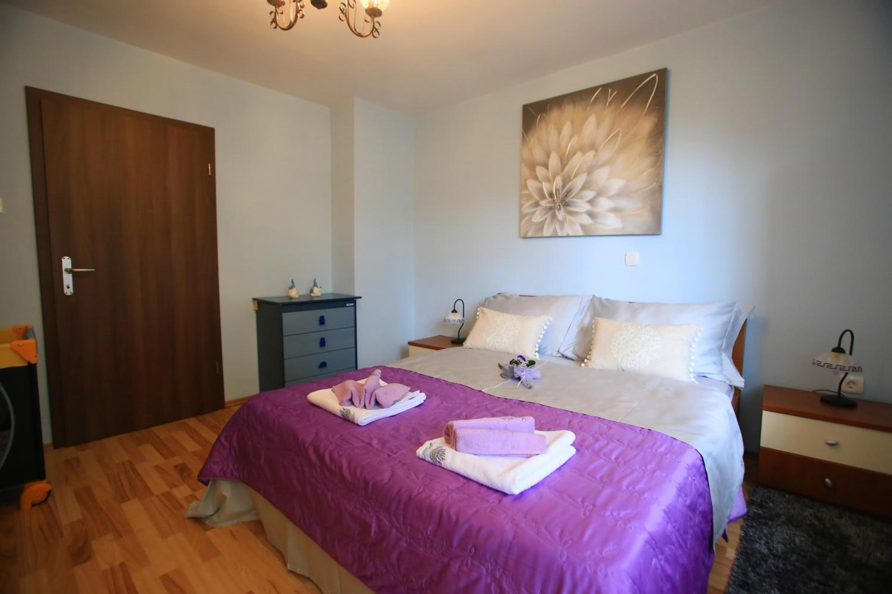Apartment with Garden View - Photo 10