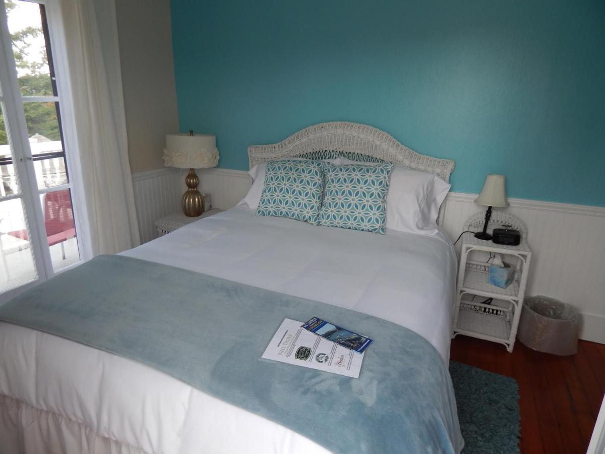 Queen Room with Garden View photo 1