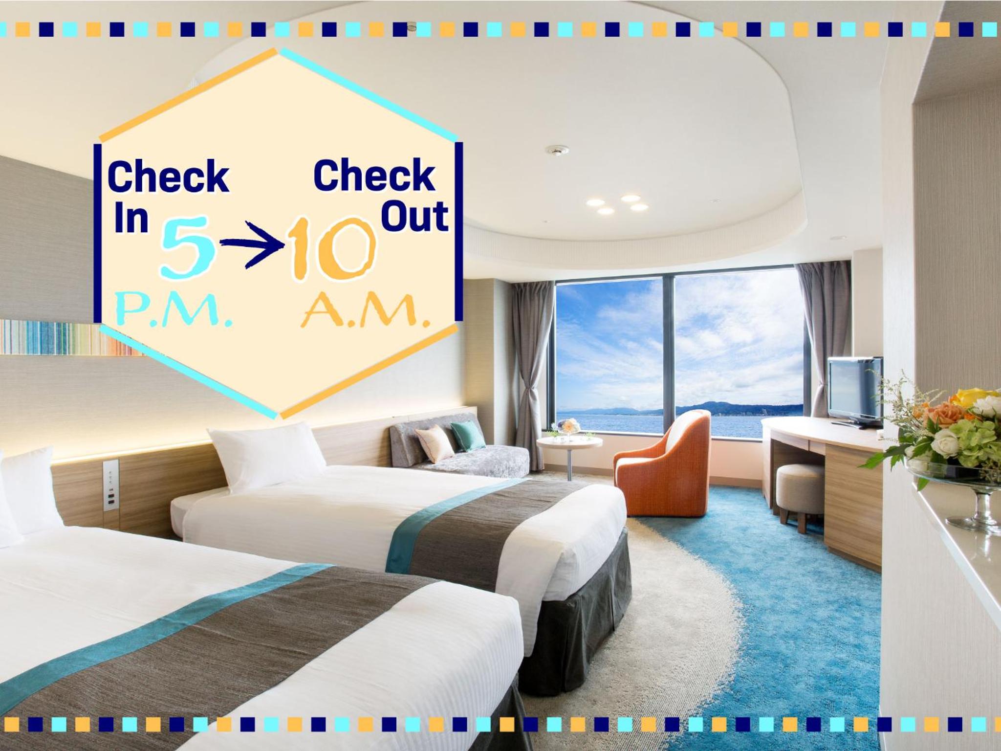Deluxe Twin Room - Late Check In 17:00 - Check Out 10:00 - Photo 7
