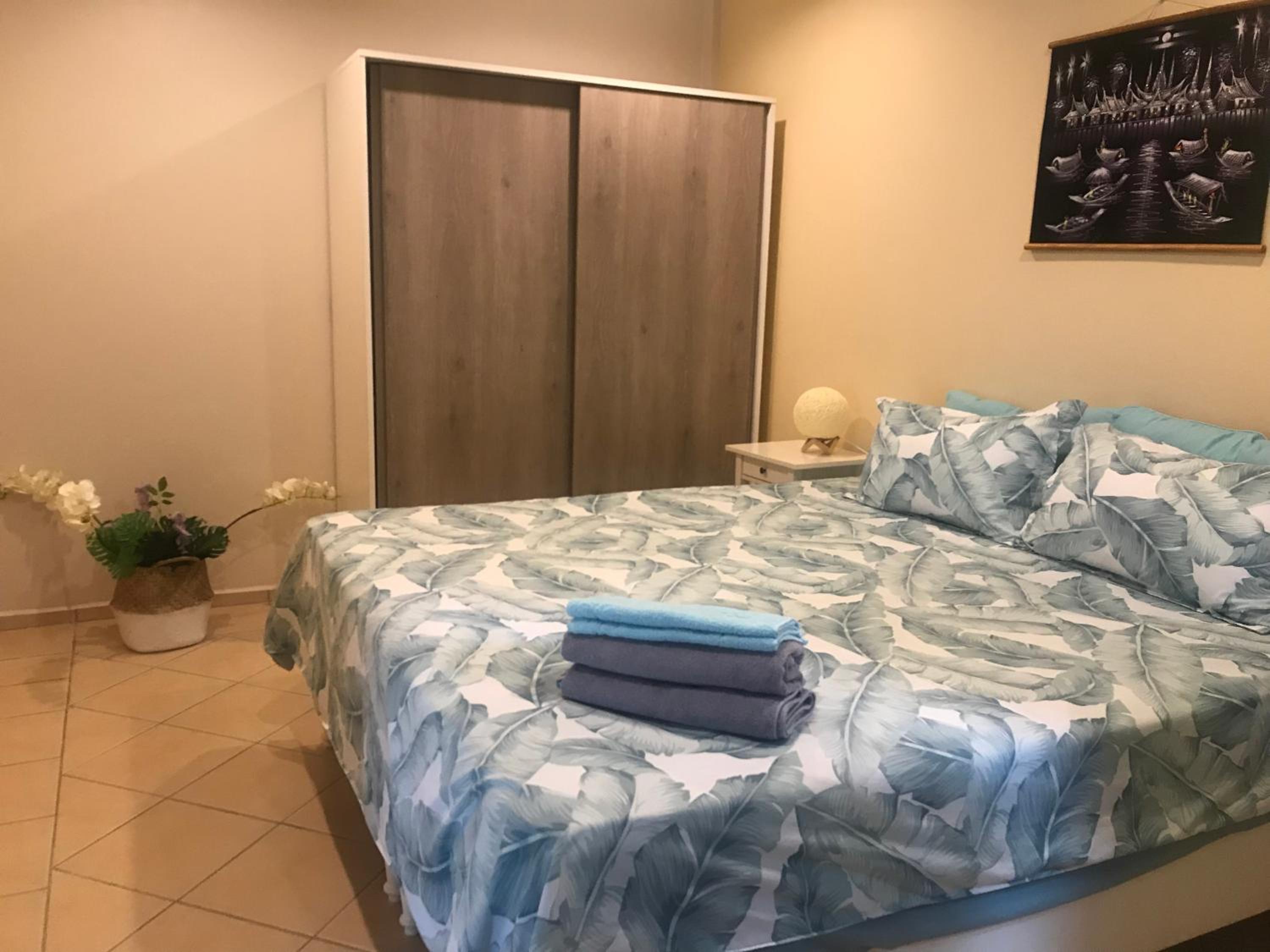 Apartment photo 1