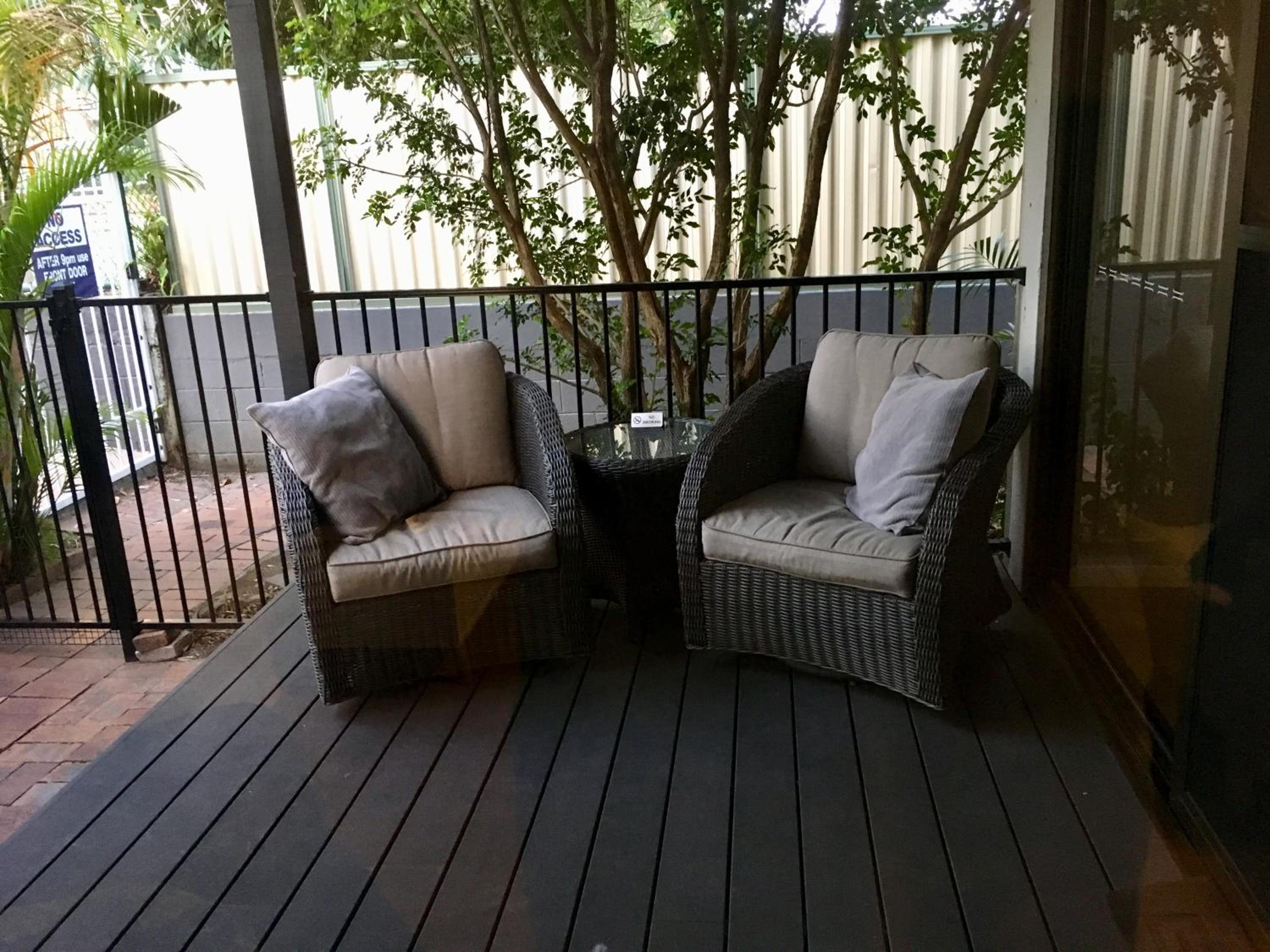 Deluxe Two-Bedroom Apartment with Special Access - Photo 8