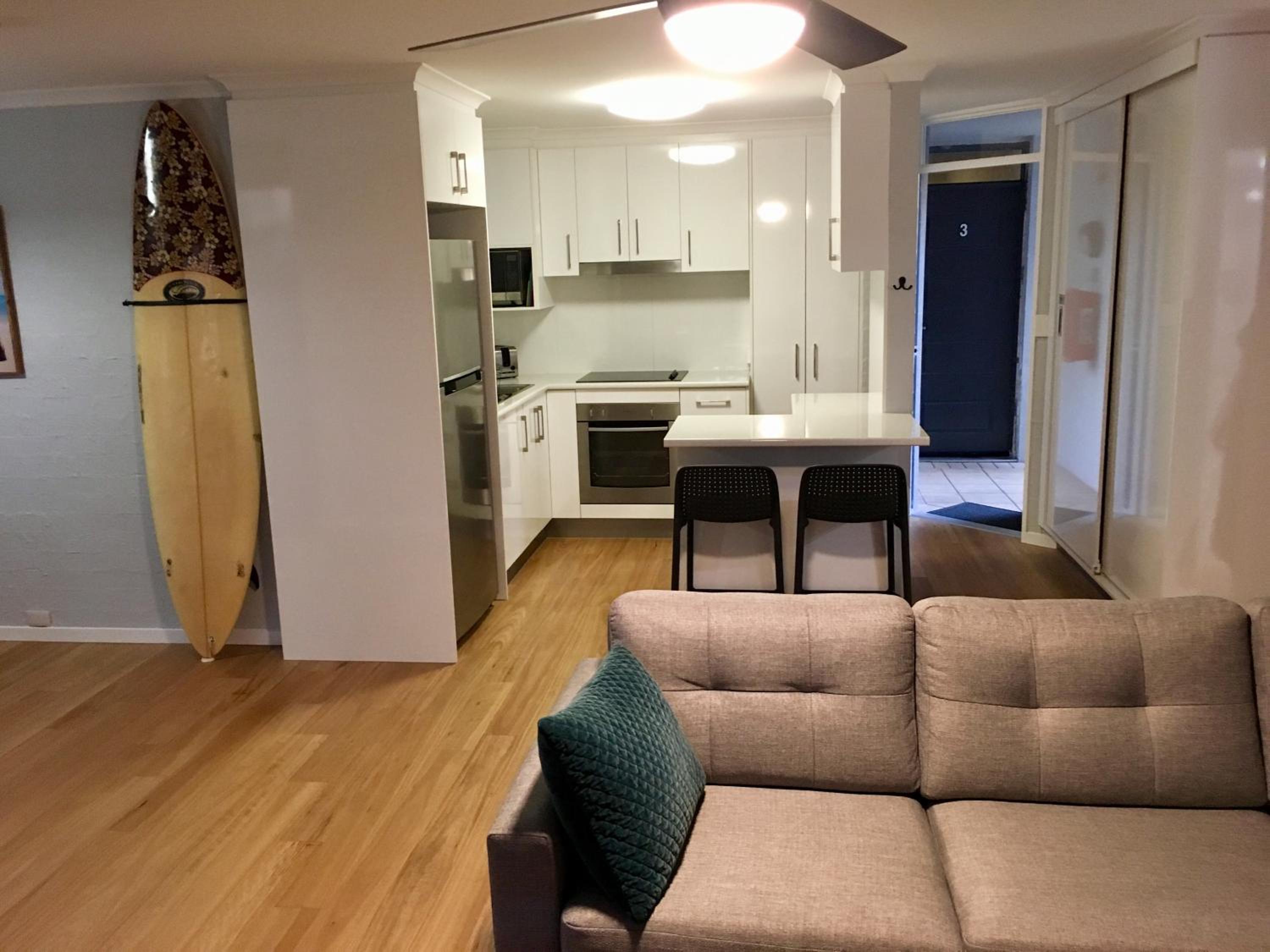 Deluxe Two-Bedroom Apartment with Special Access - Photo 5