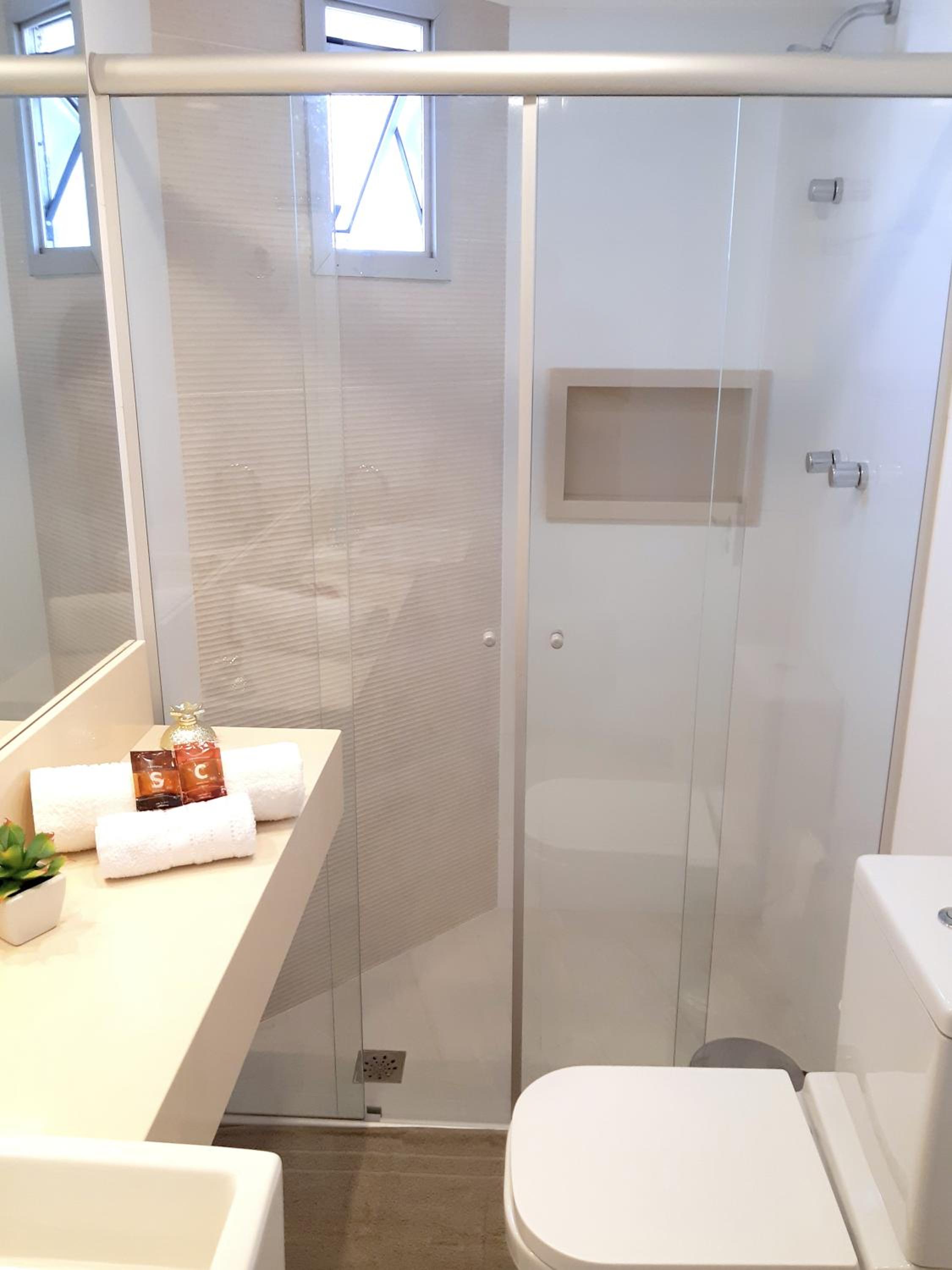 Apartment with Lake View - Photo 11
