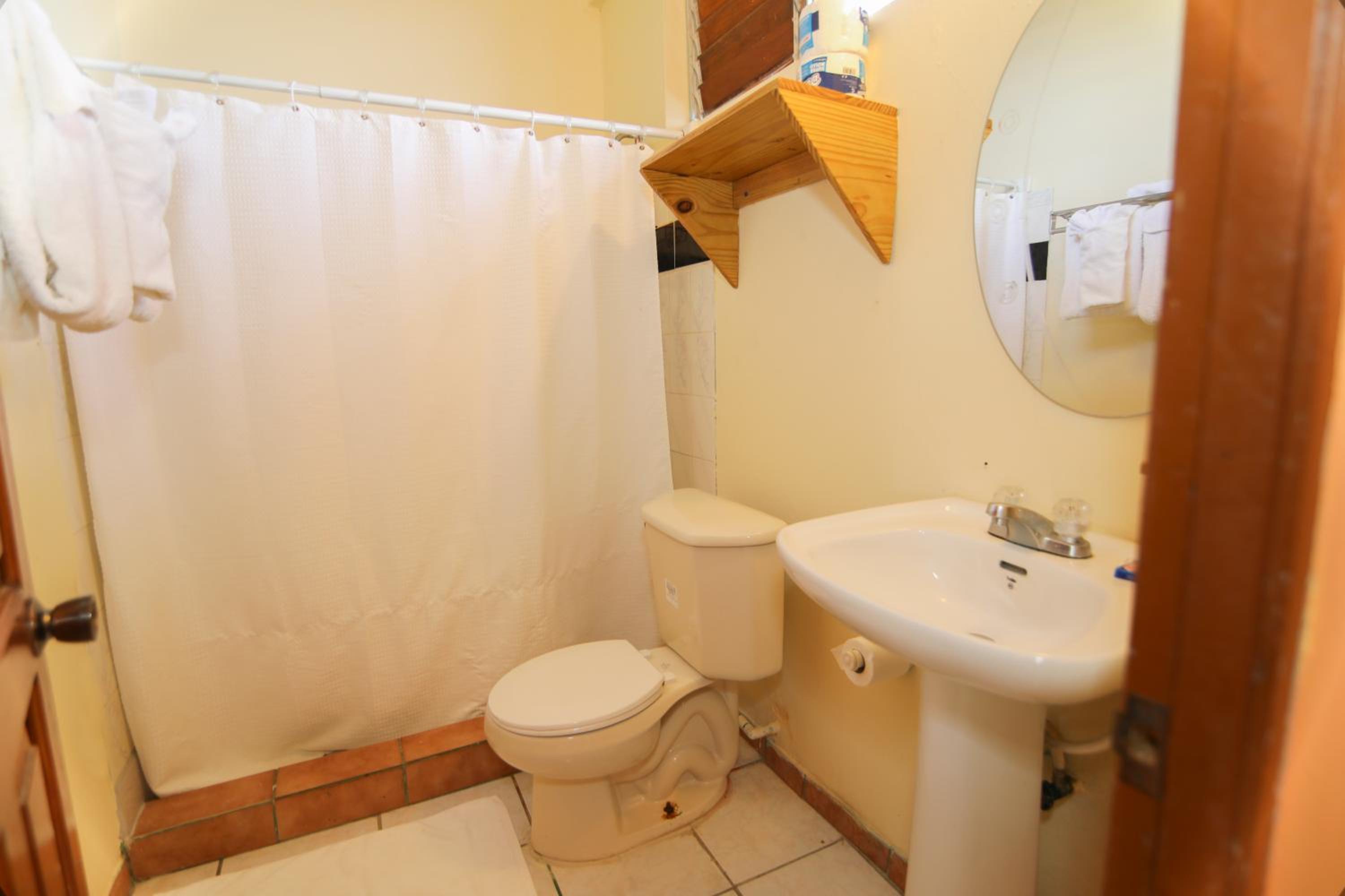 Deluxe Queen Room photo 2