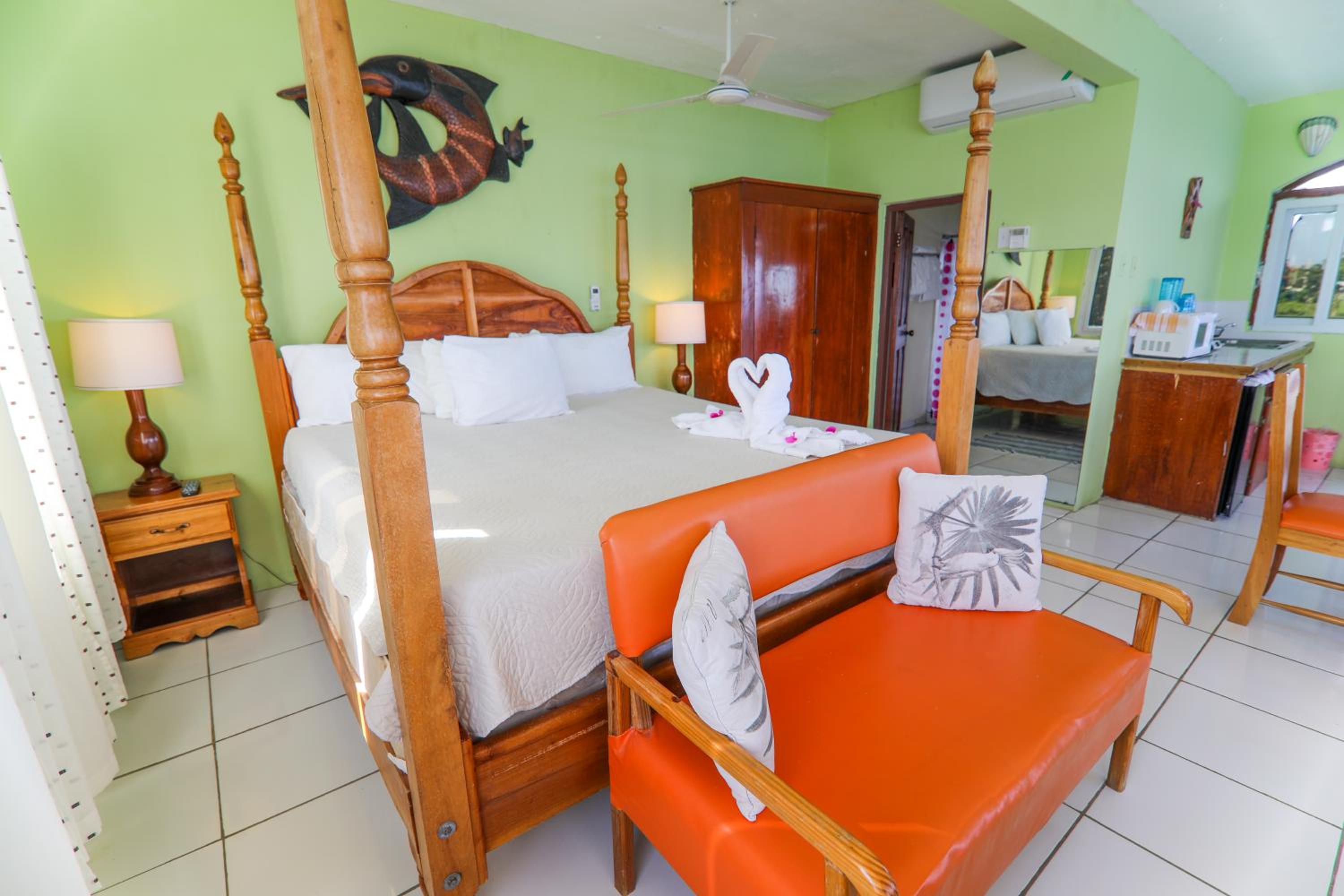 Penthouse Suite photo 2