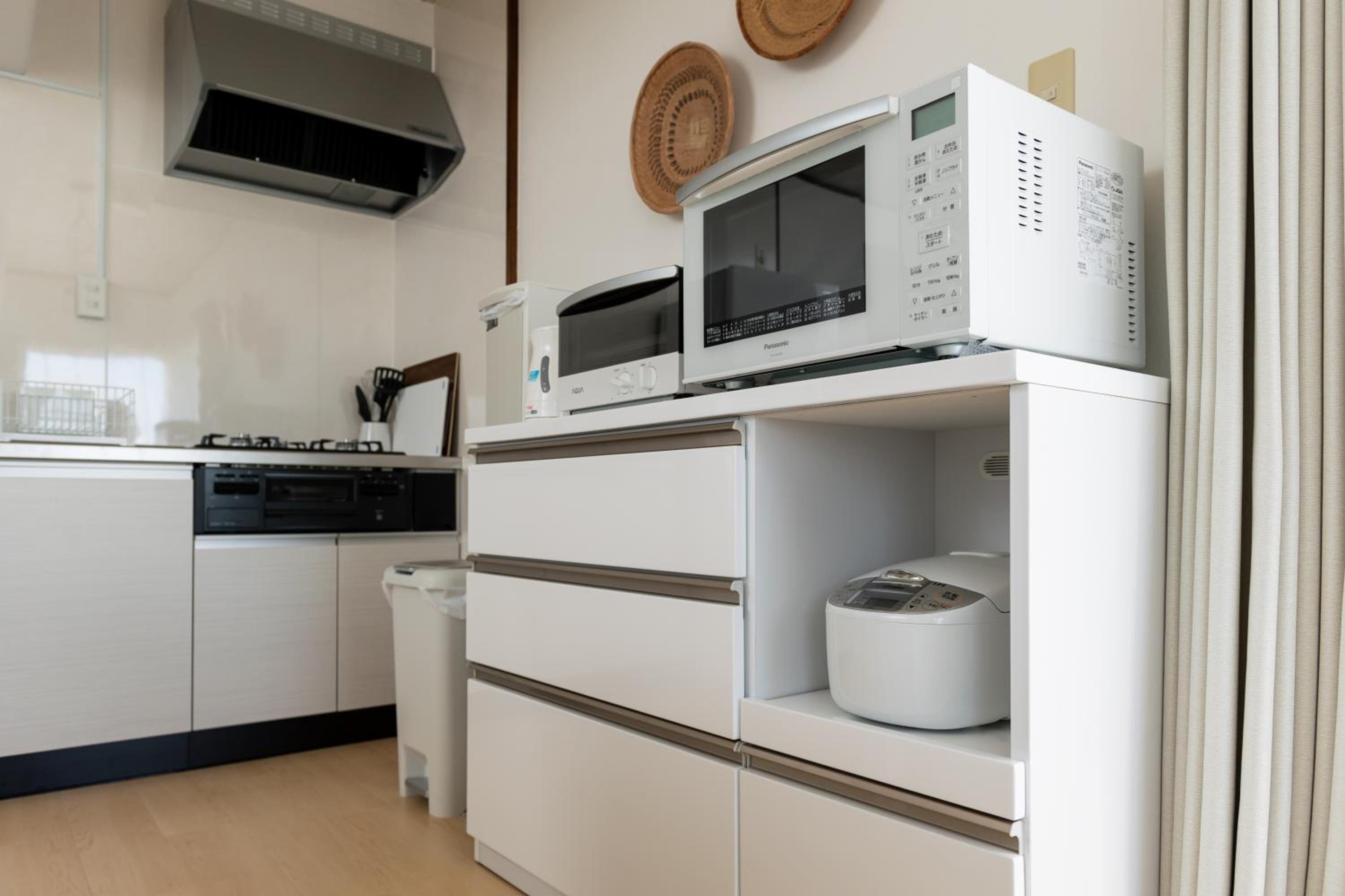 Two-Bedroom Apartment - Small Dog Friendly - Photo 29