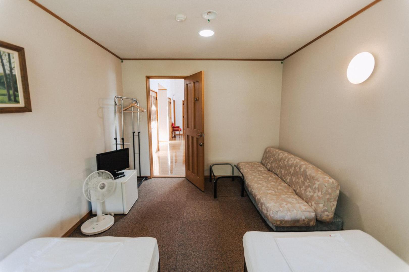 Classic Triple Room - Photo 6