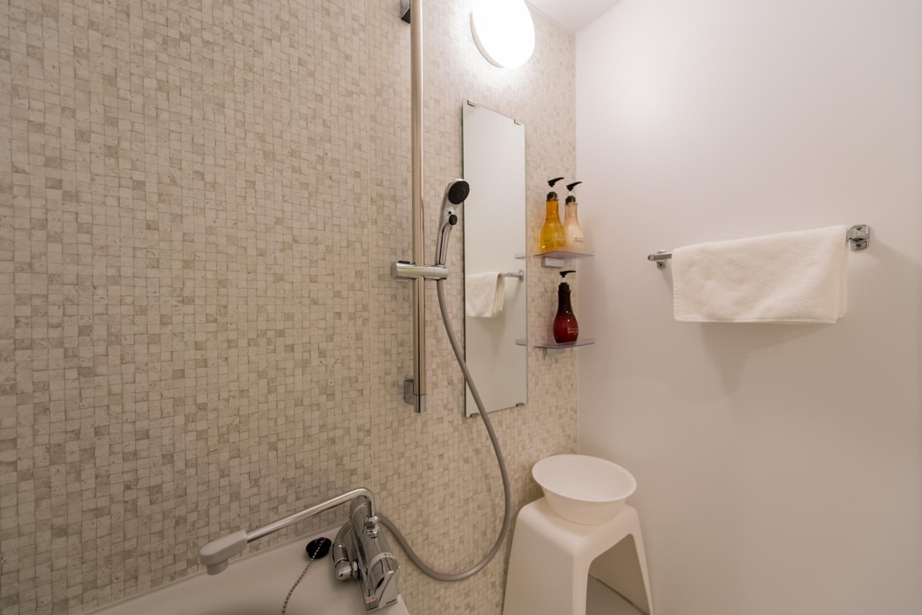 Two-Bedroom Apartment - Small Dog Friendly - Photo 89