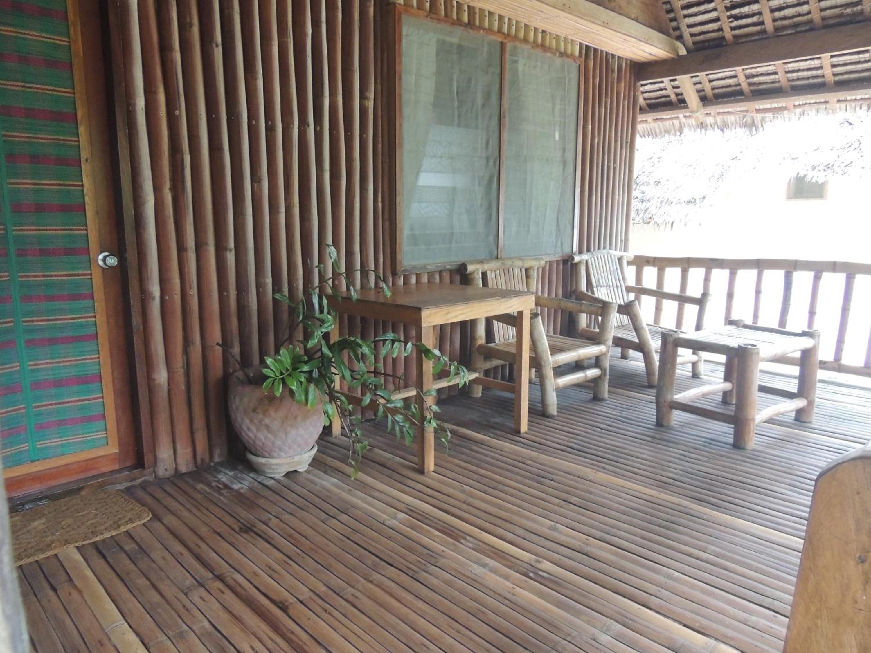 Poolside Duplex with Fan - Photo 3