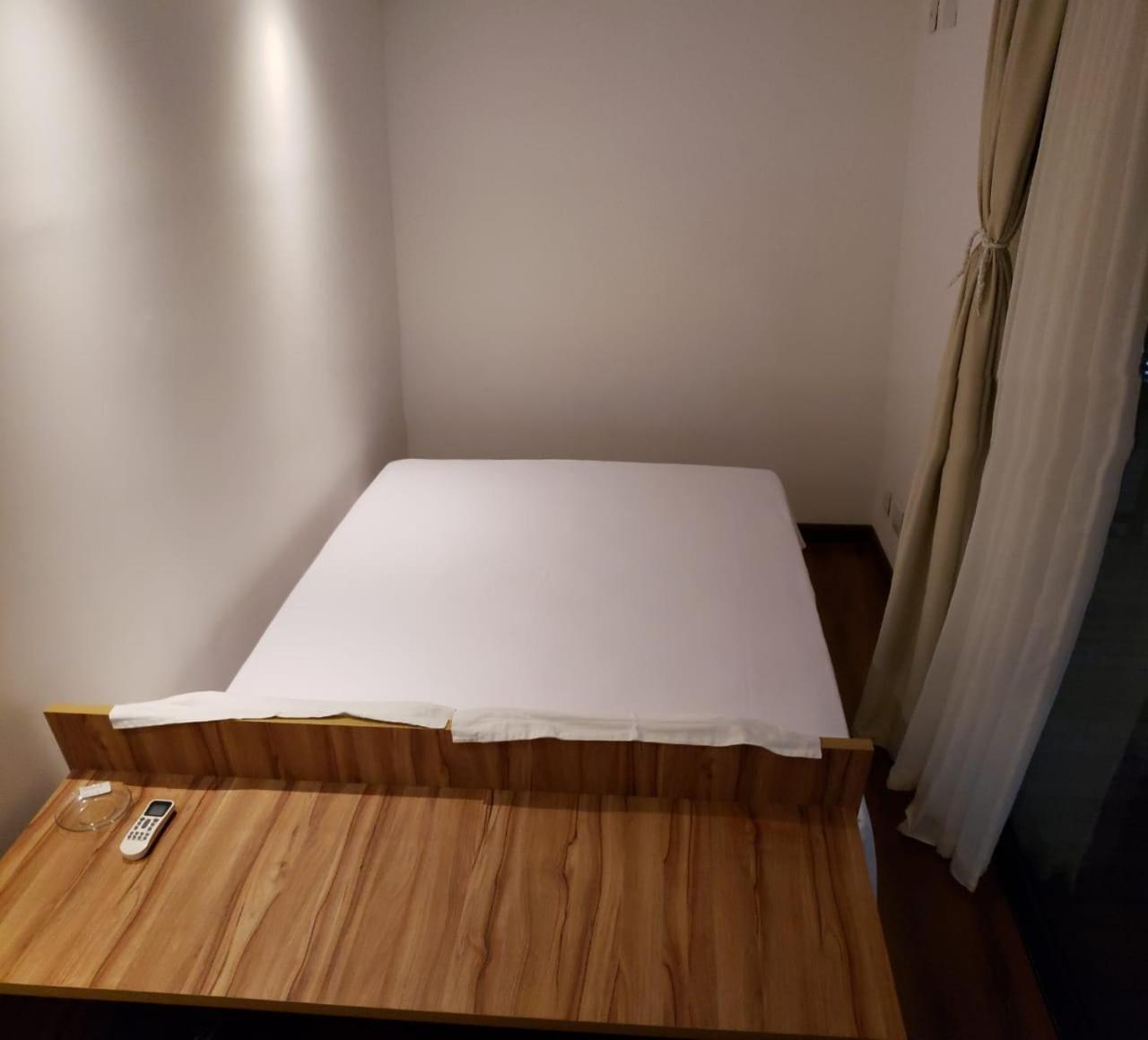 Standard Queen Room photo 3