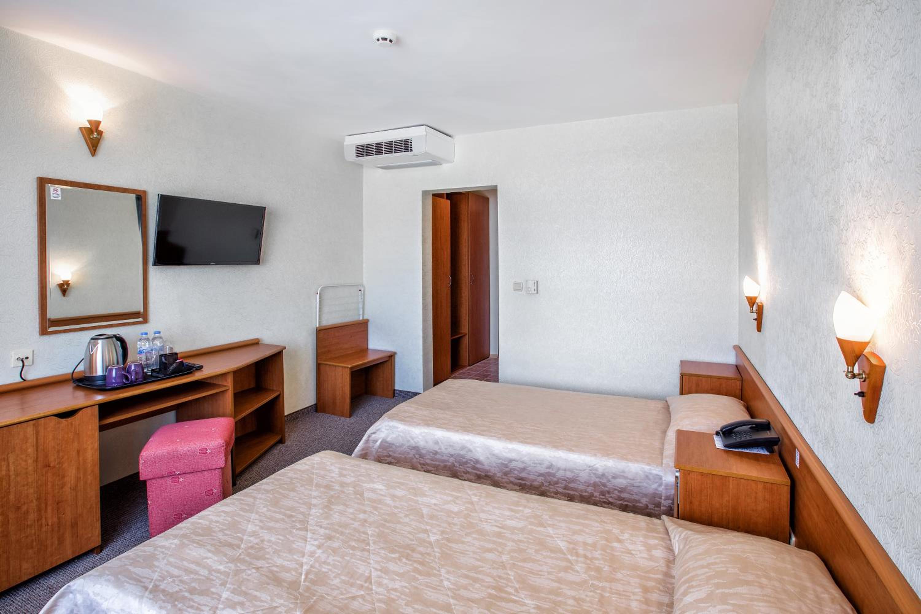 Single Room with Partial Sea View photo 2