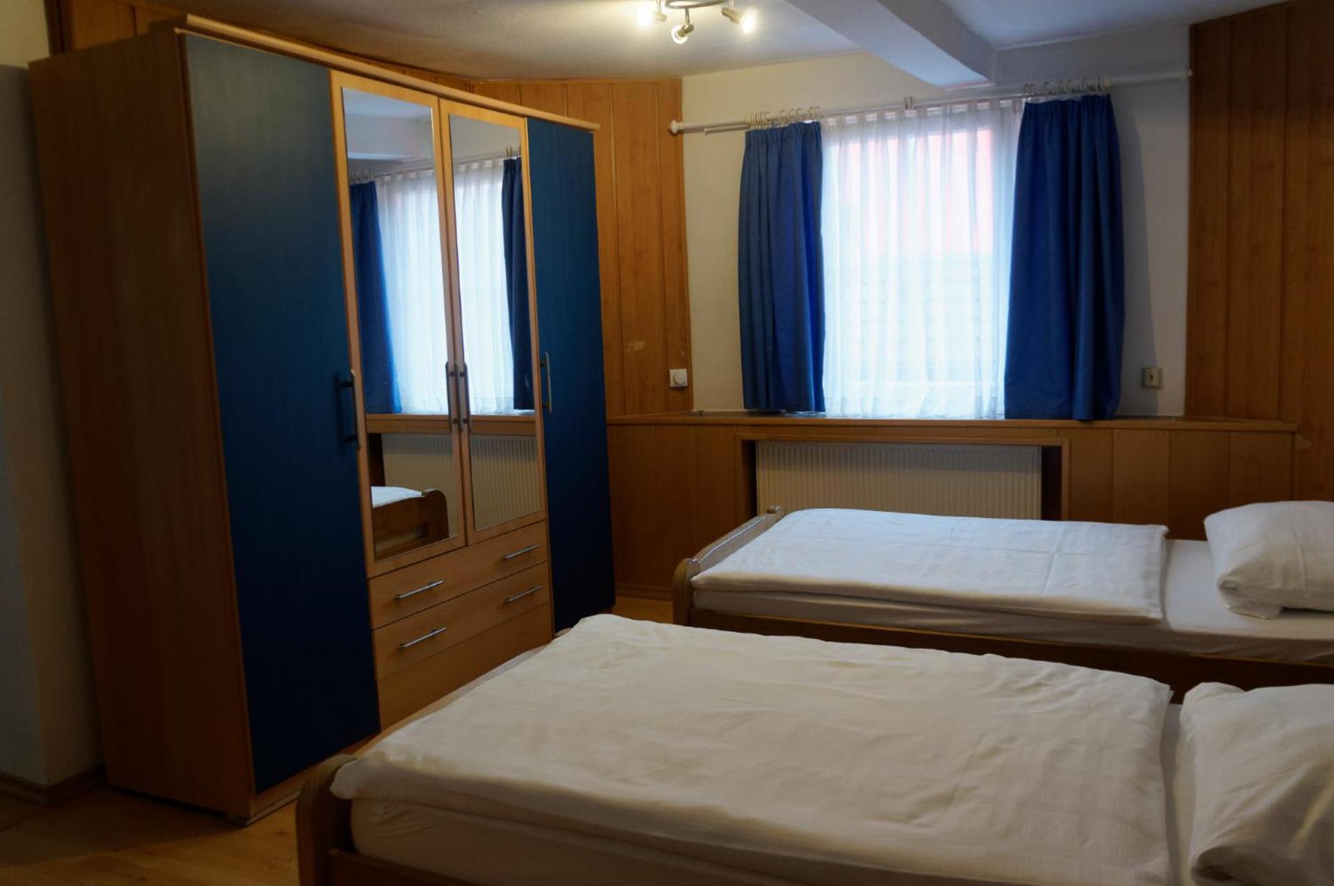 Twin Room with Private Bathroom