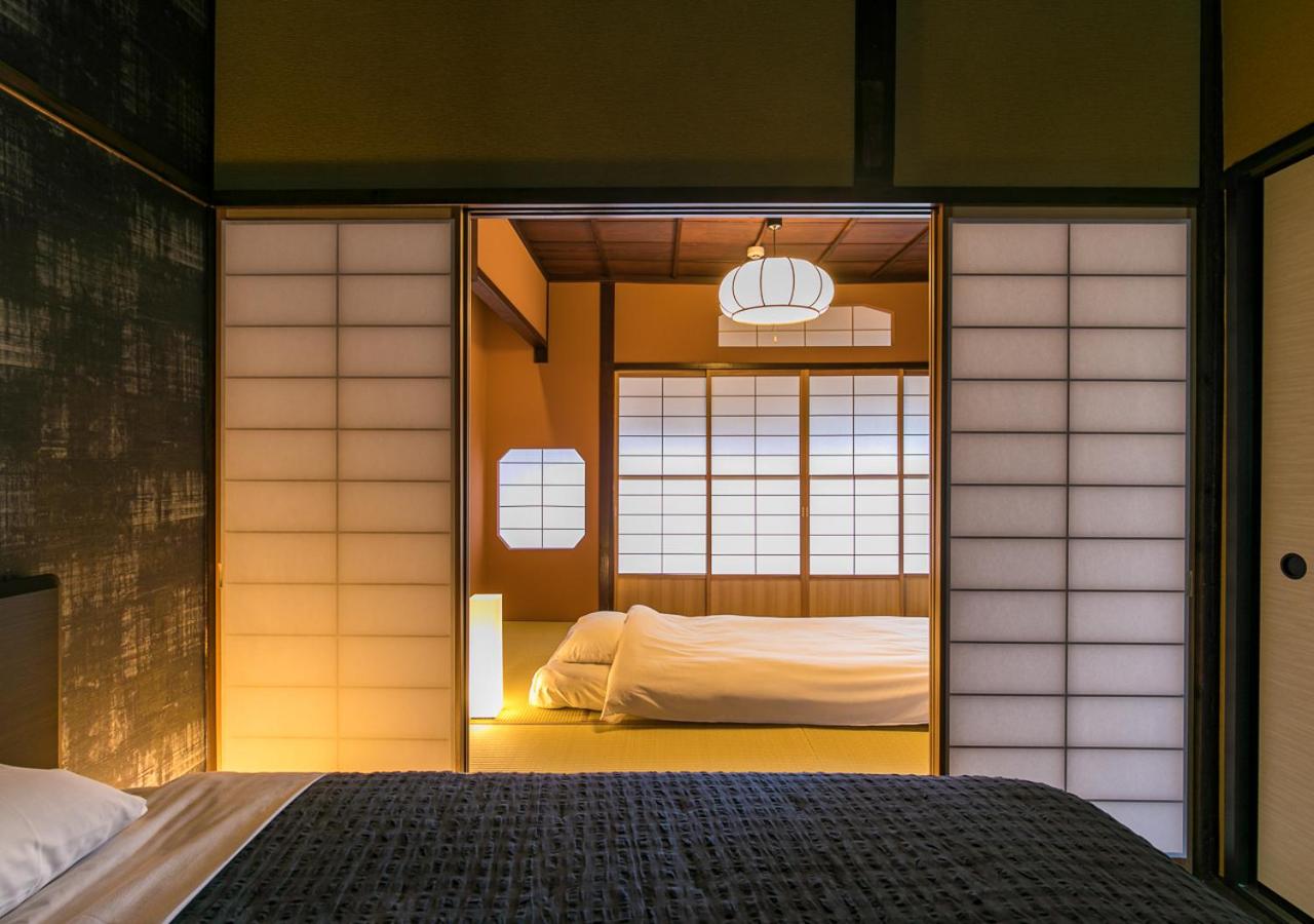 Two-Bedroom House (6 Adults)