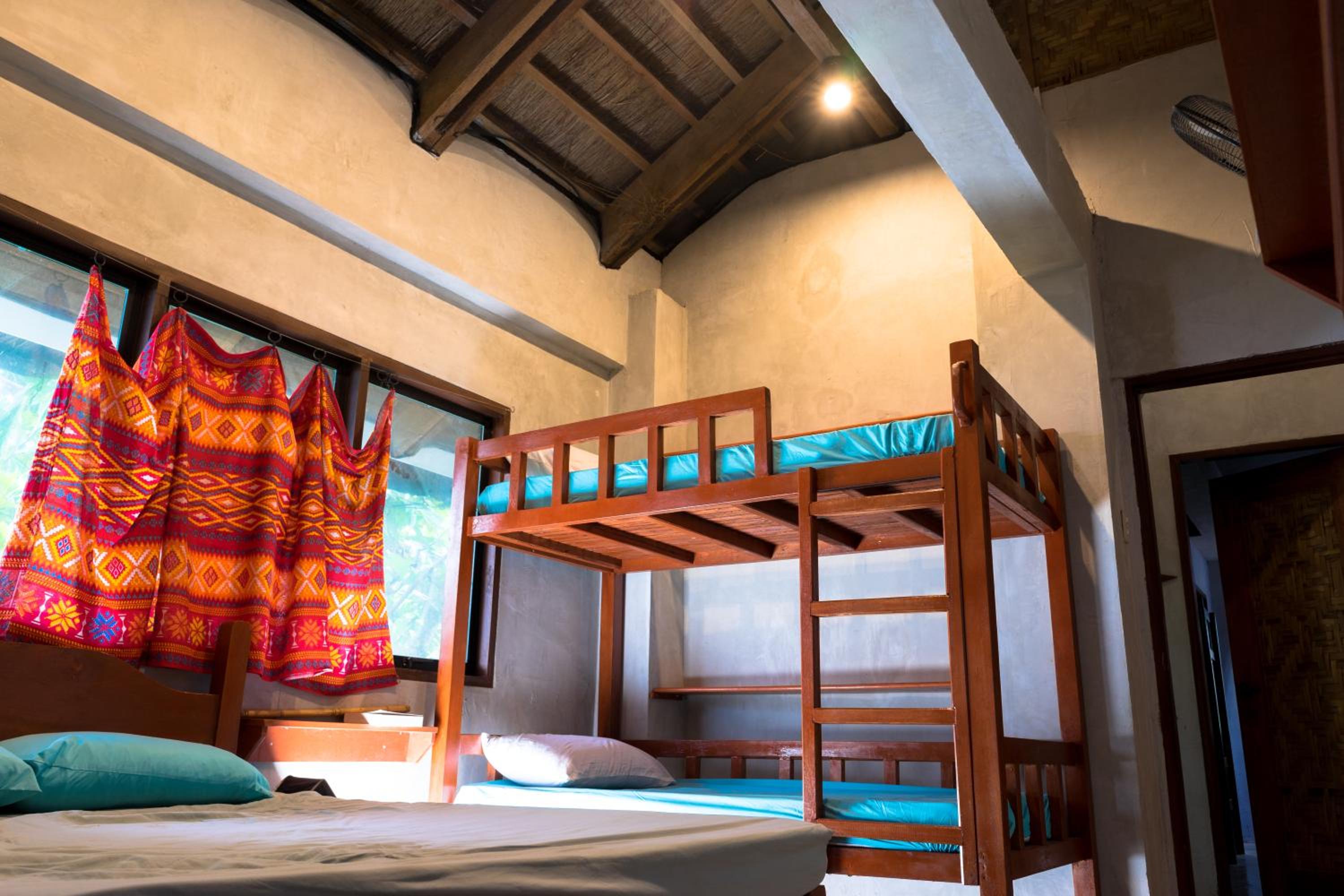 Quadruple Room with Bathroom photo 3