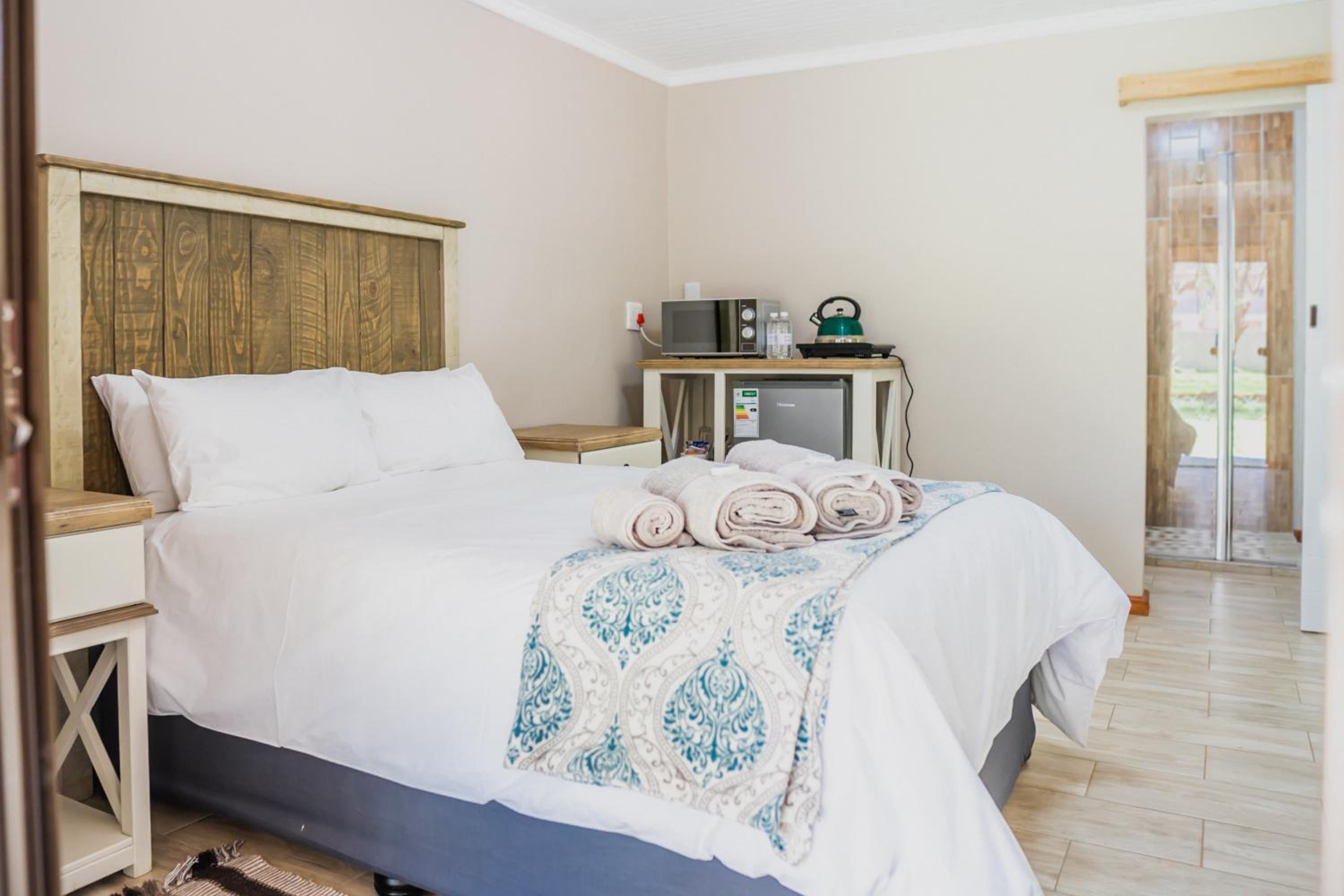 Deluxe Double Room - Photo 7