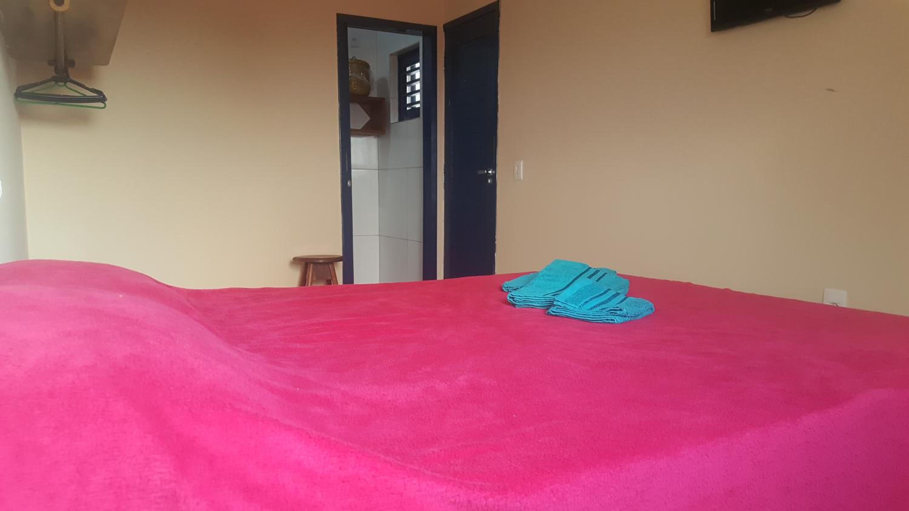 Deluxe Queen Room - Photo 2