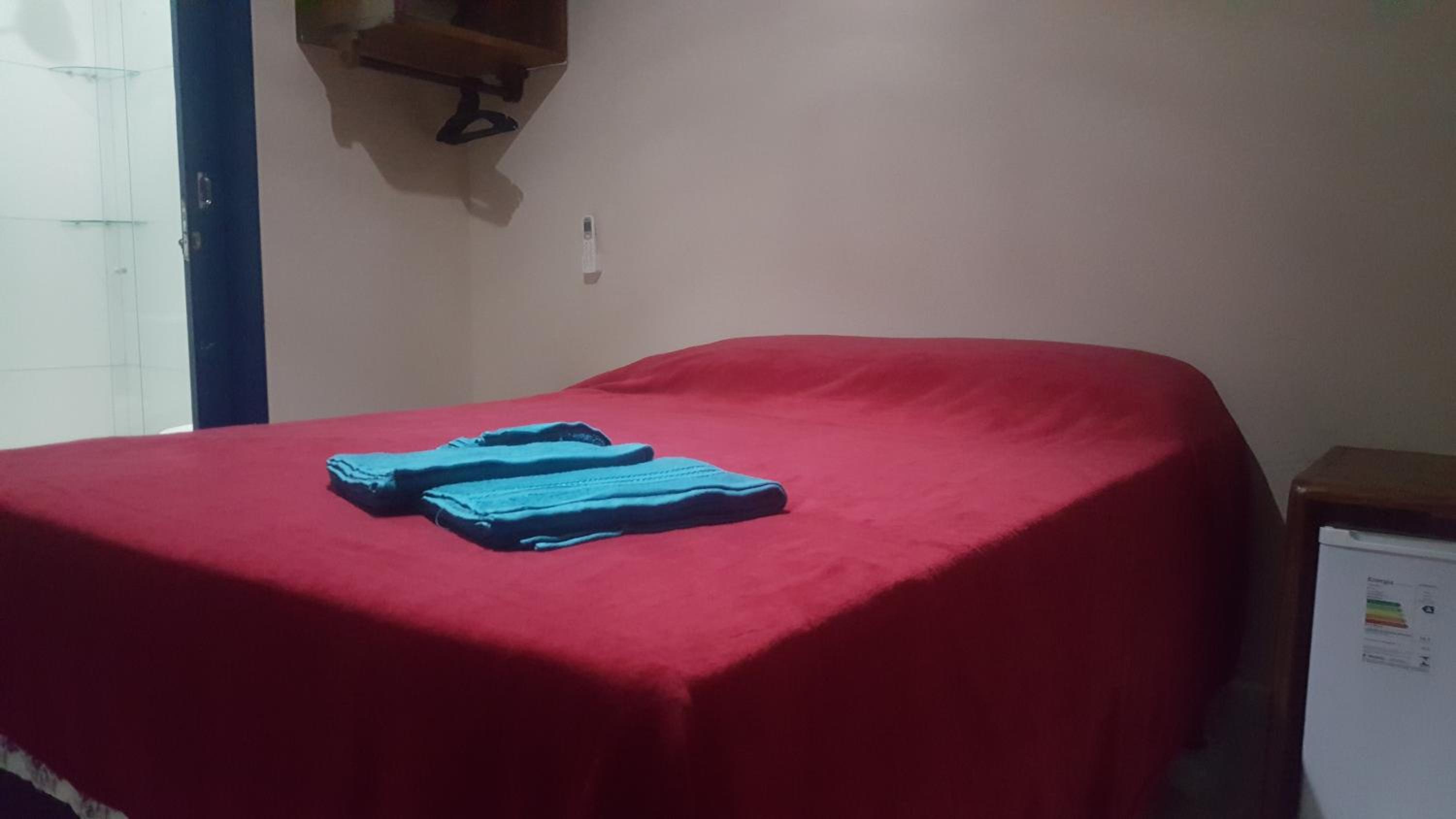 Deluxe Queen Room - Photo 4