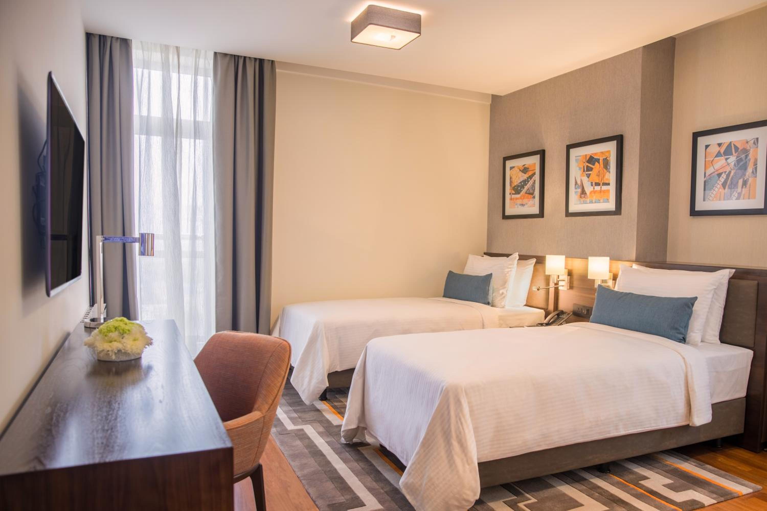 Spacious Two Bedroom Suite with Balcony - Photo 5