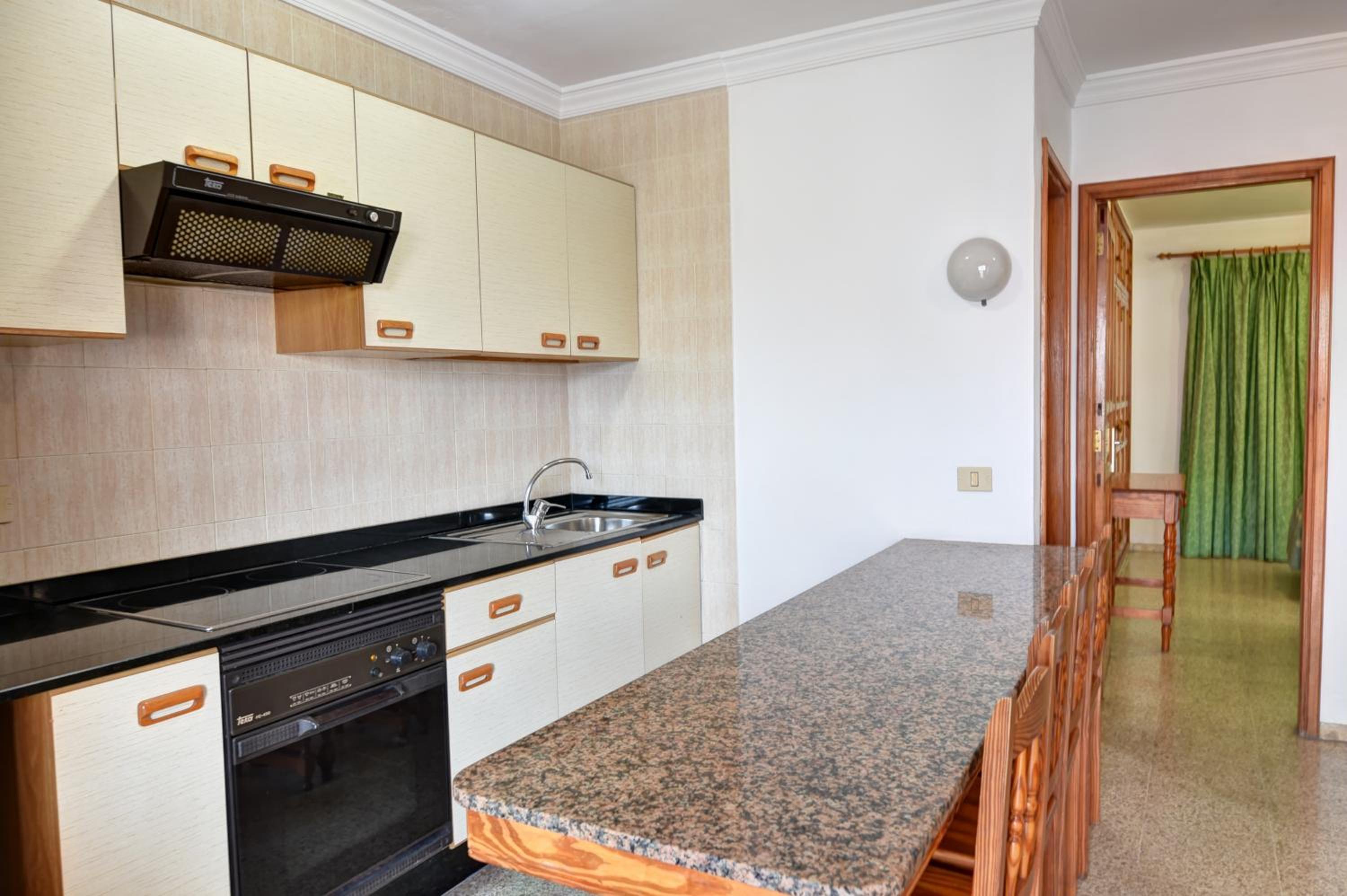 Apartment - Ground Floor photo 3