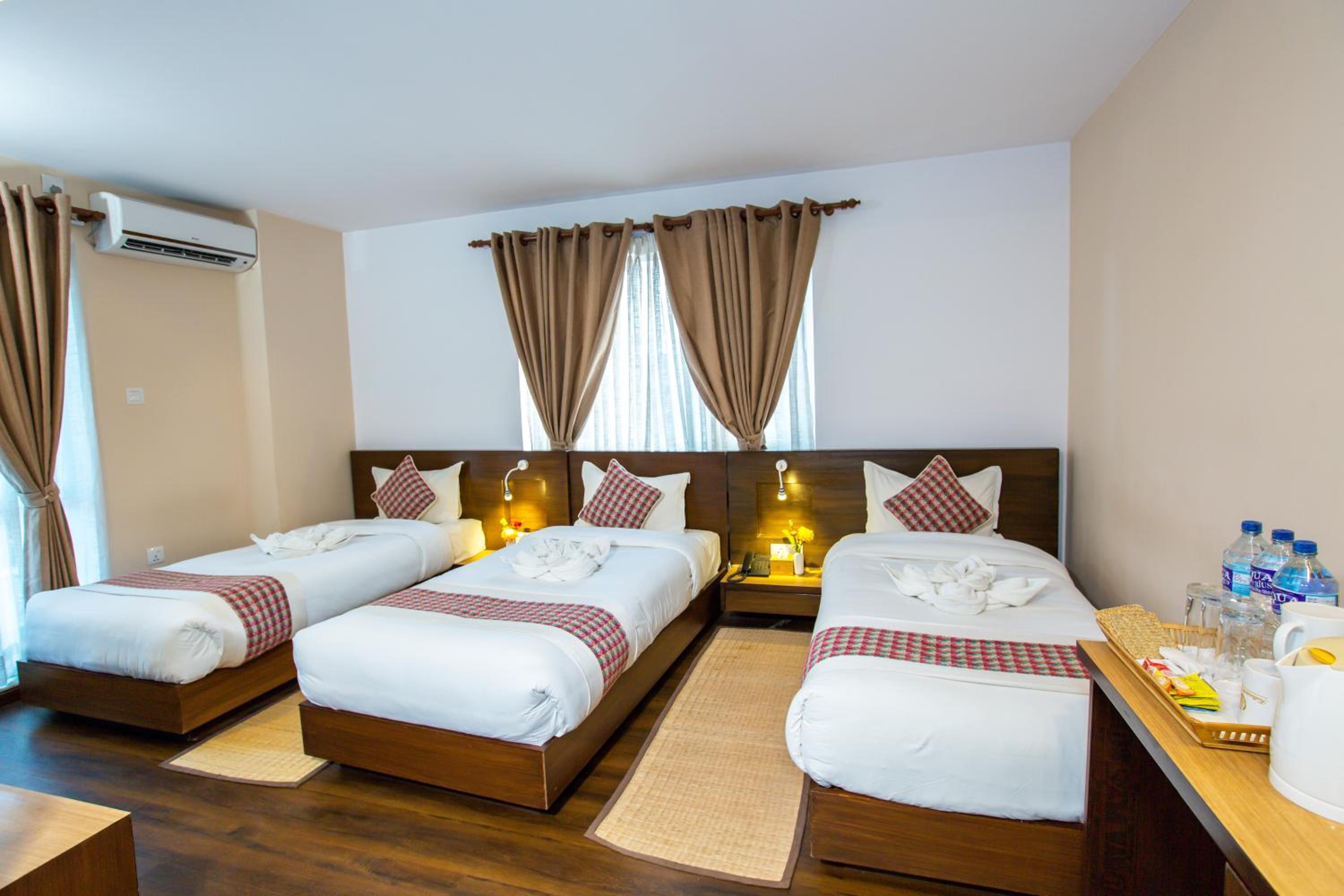 Triple Room with Balcony