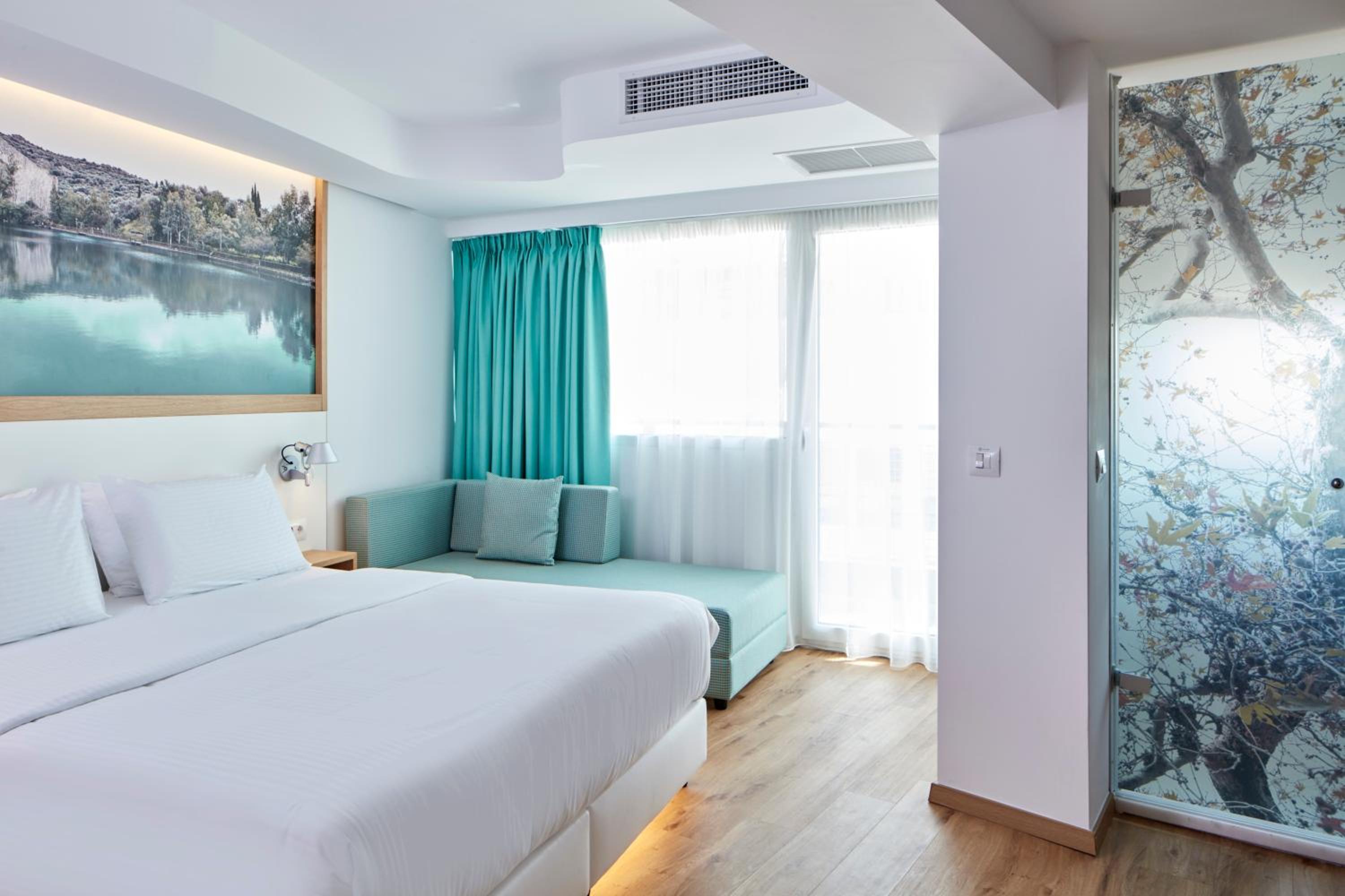 Popular Executive Triple Room photo 3