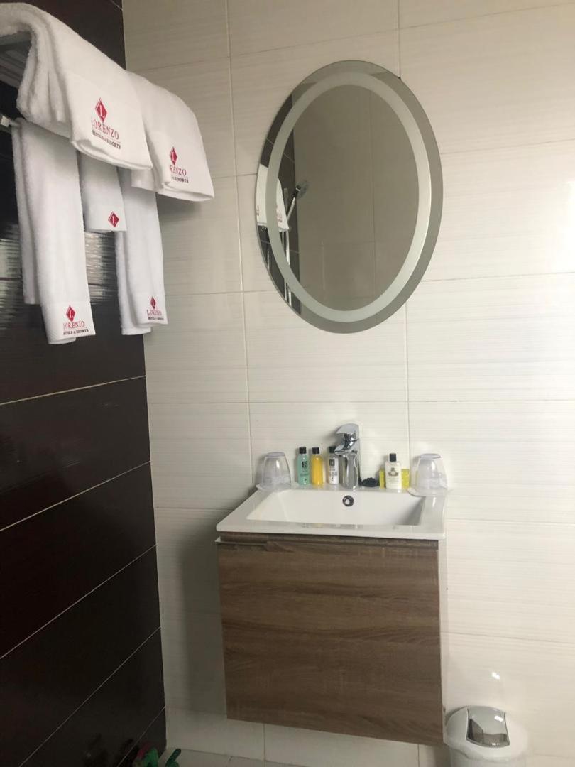 Large Double Or Twin Room photo 2