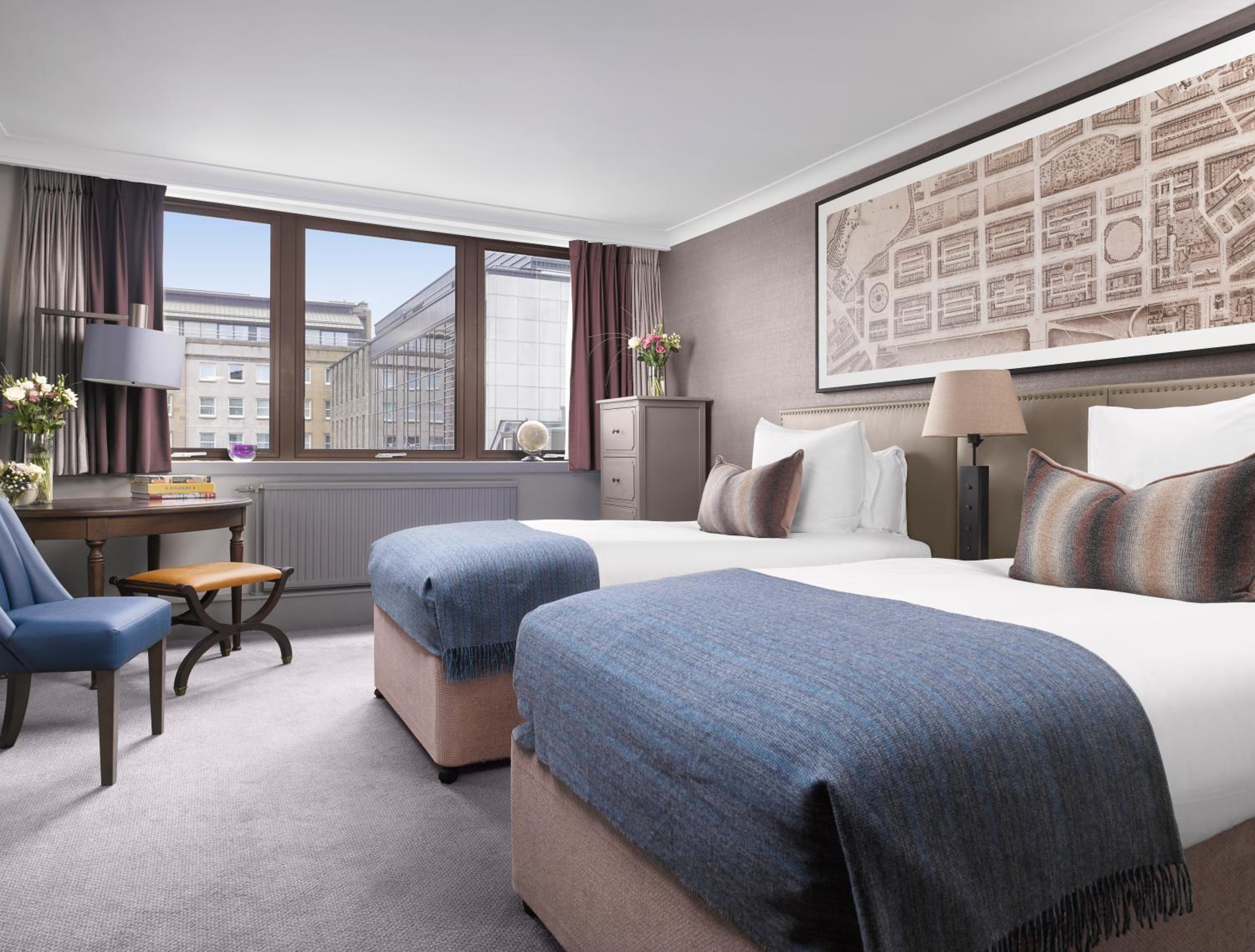 Premium Twin Room - Photo 1