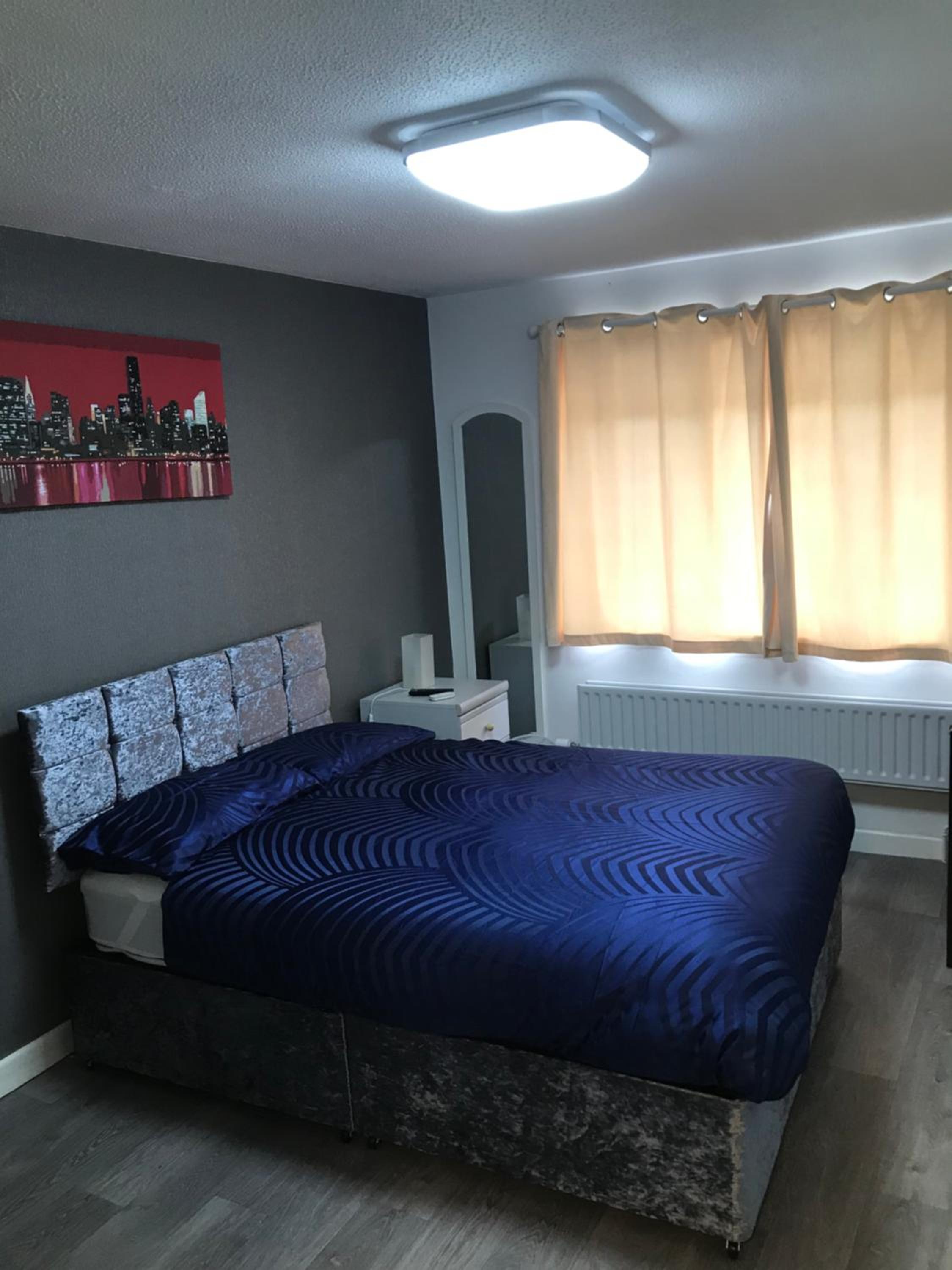 Double Room with Shared Bathroom photo 1