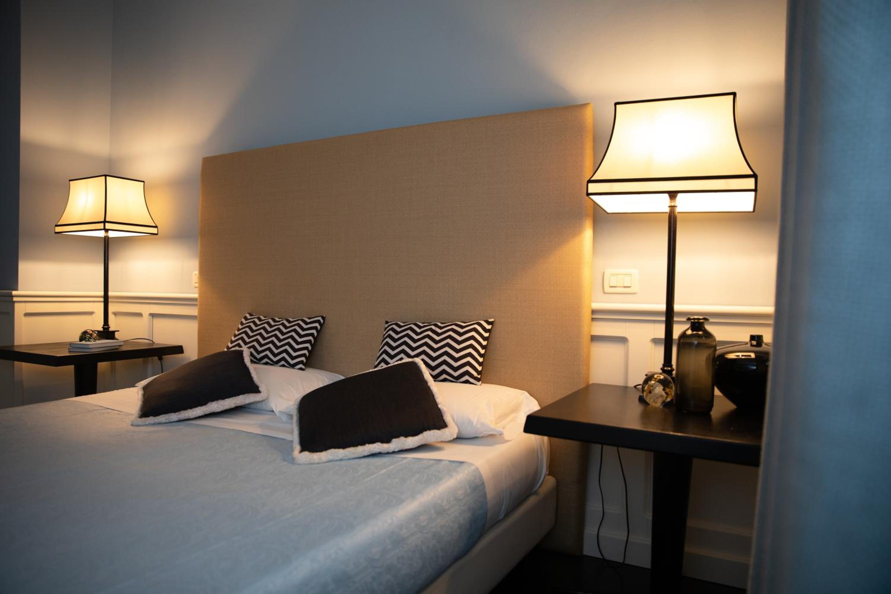 Standard Double Room - Photo 1