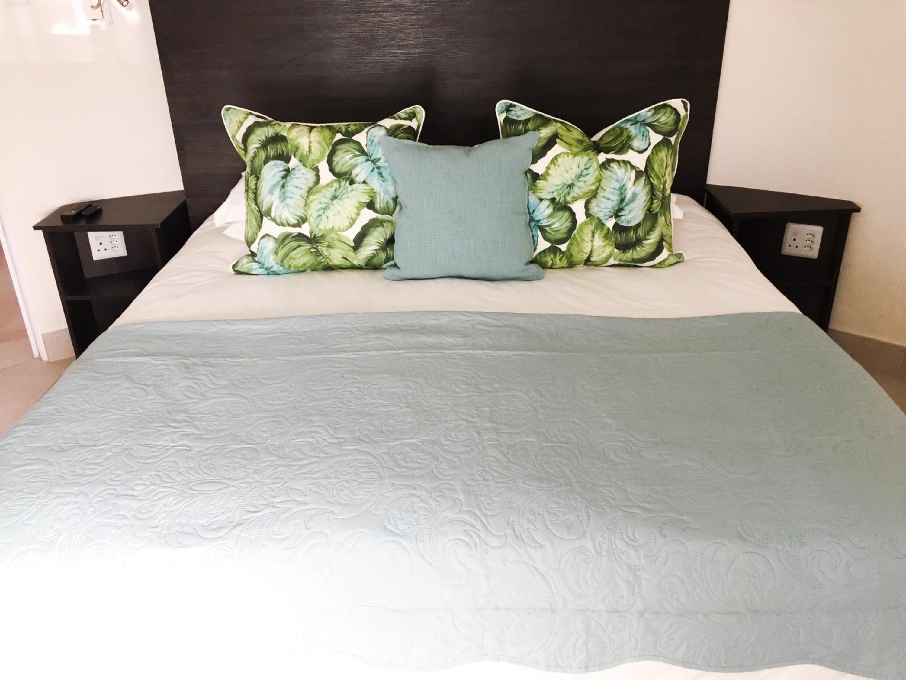 Quadruple Room - Photo 2