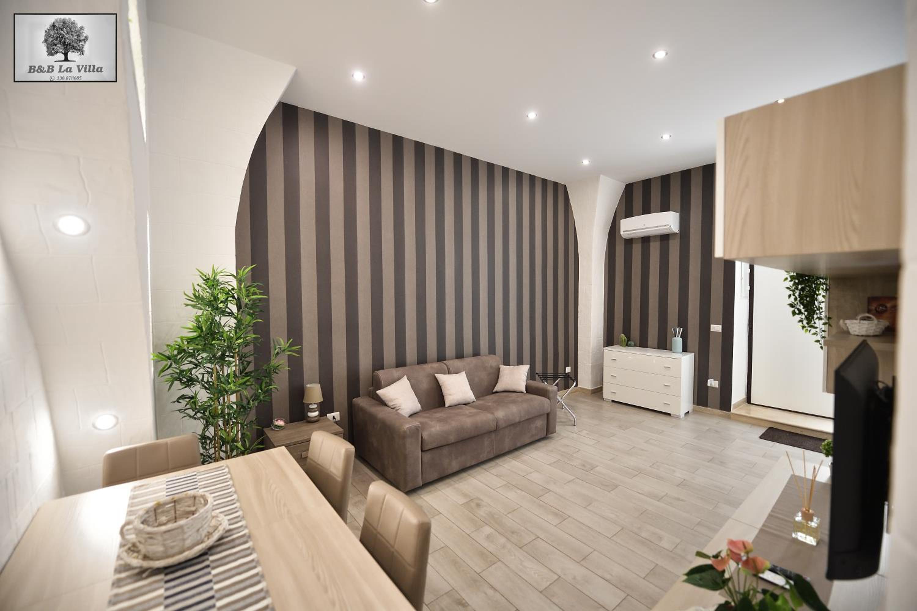One-Bedroom Apartment