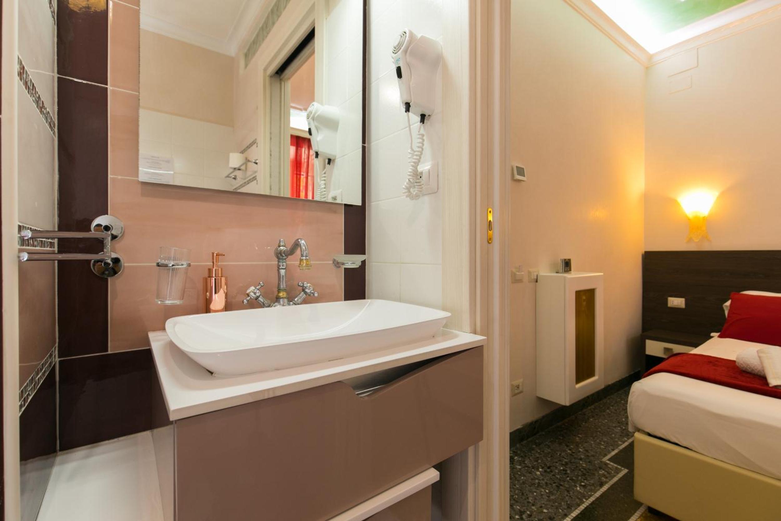 Deluxe Room photo 2