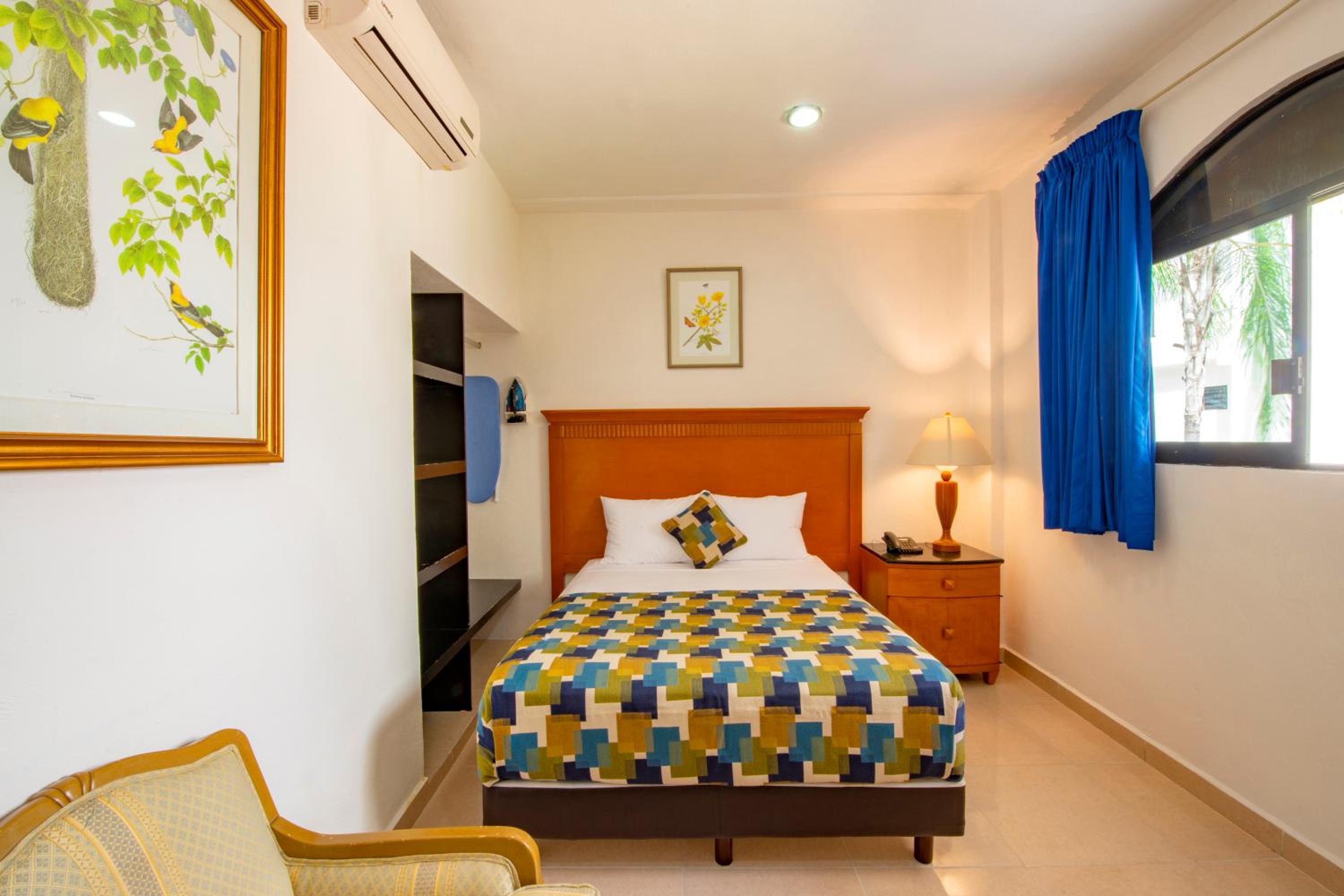 Double Room - Photo 8