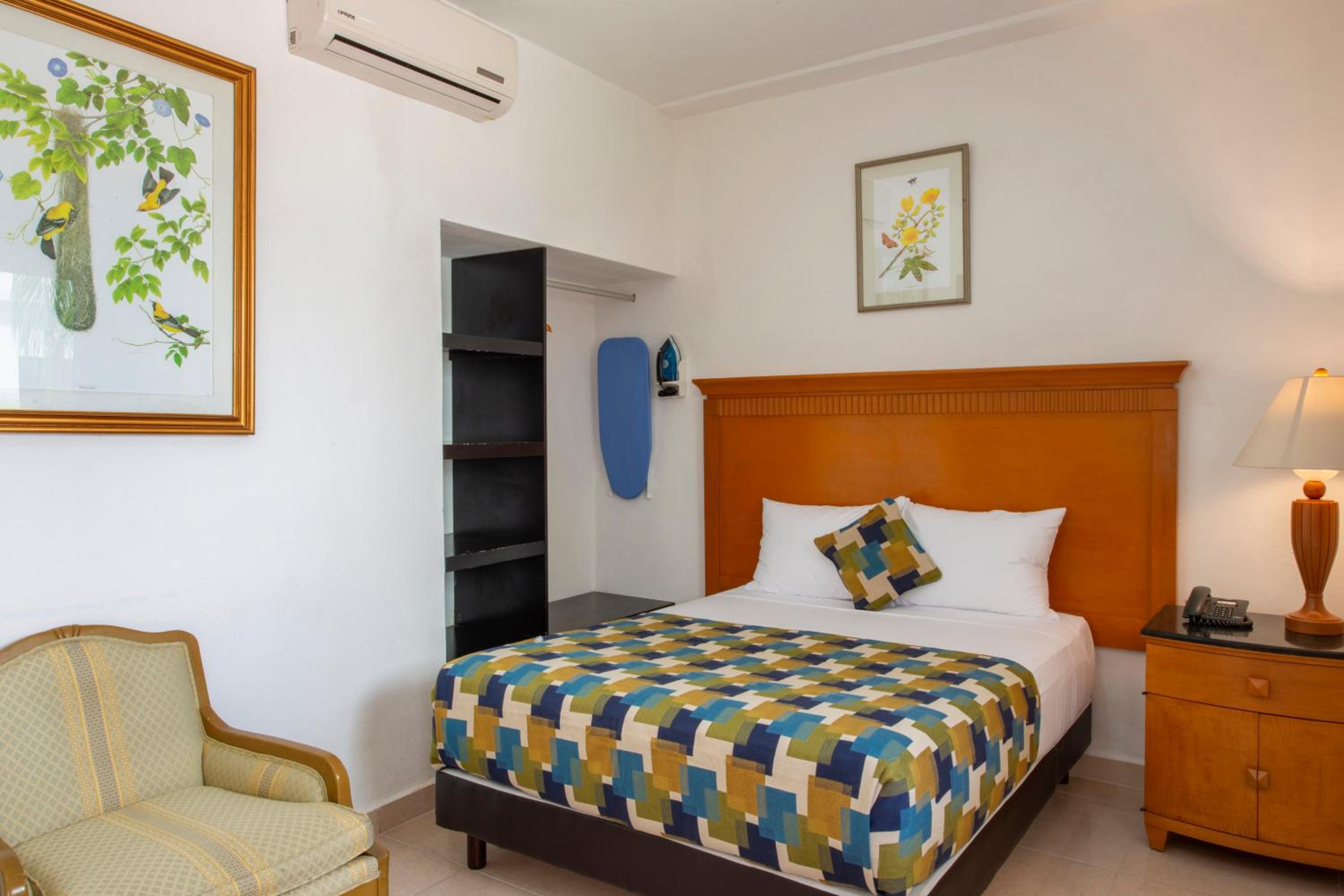 Double Room - Photo 2