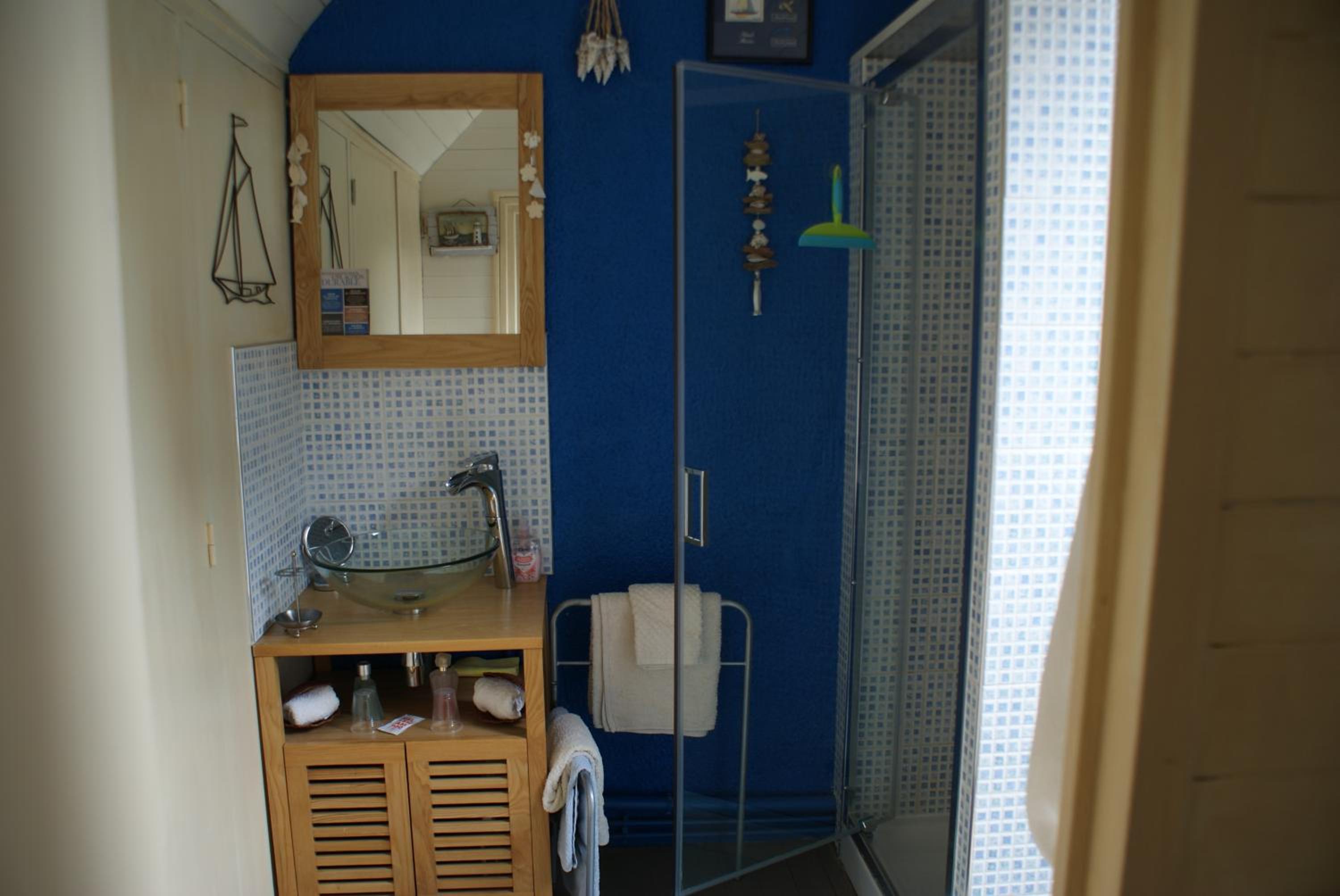 Double Room with Lake View photo 3