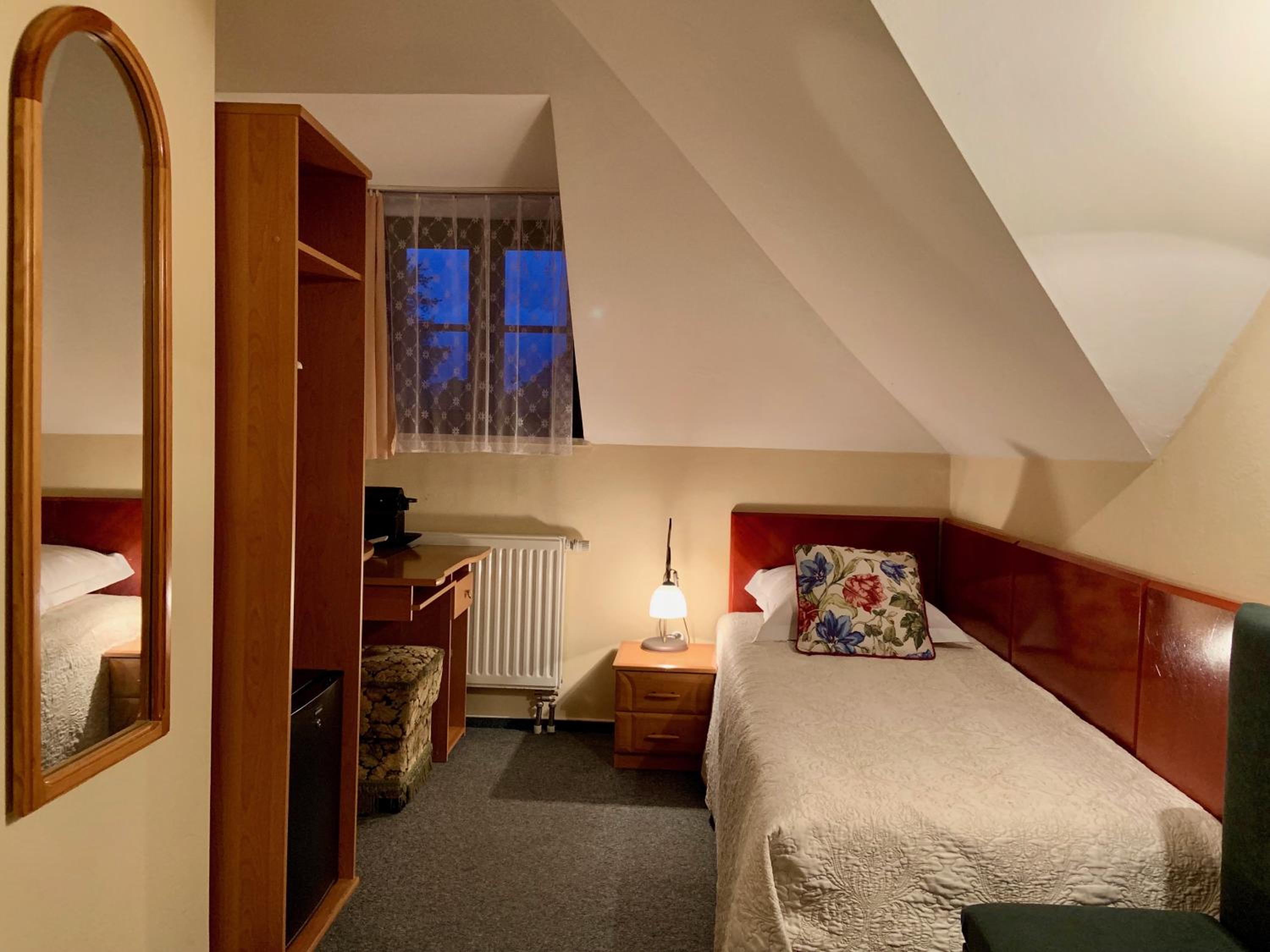 Single Room (1 Adult) photo 1