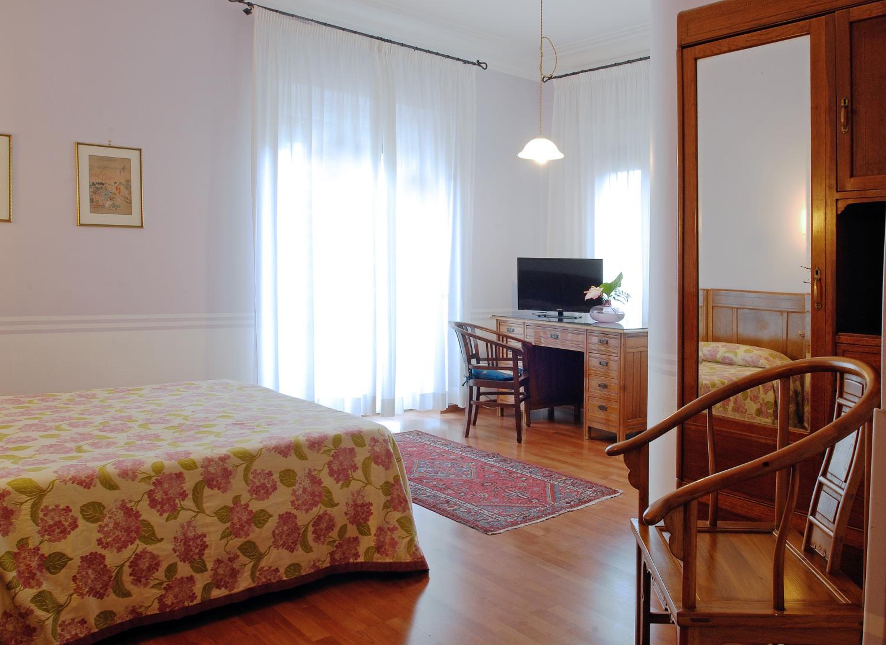 Hotel Lancelot - Photo 32