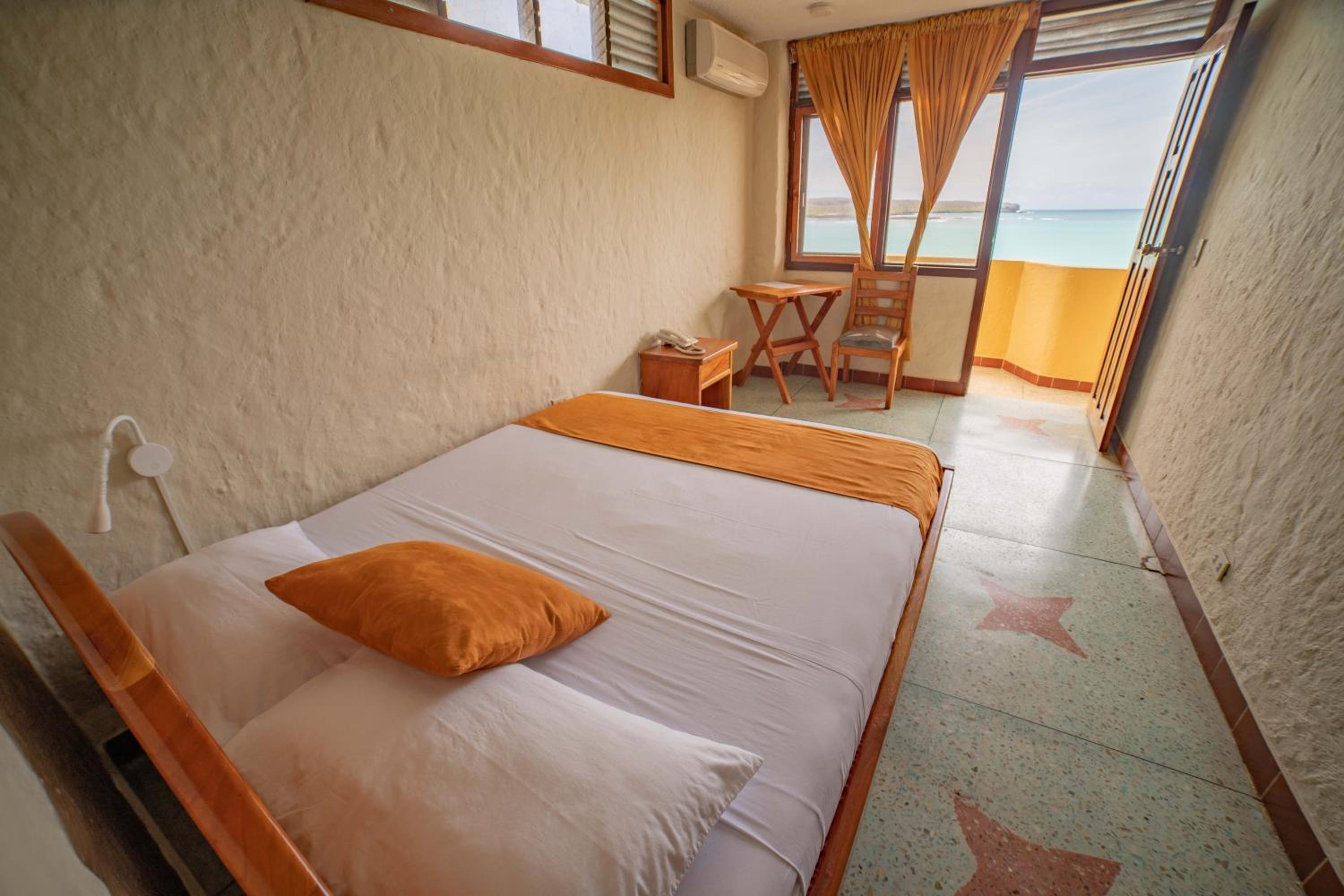Two-Bedroom Suite with Sea View photo 1