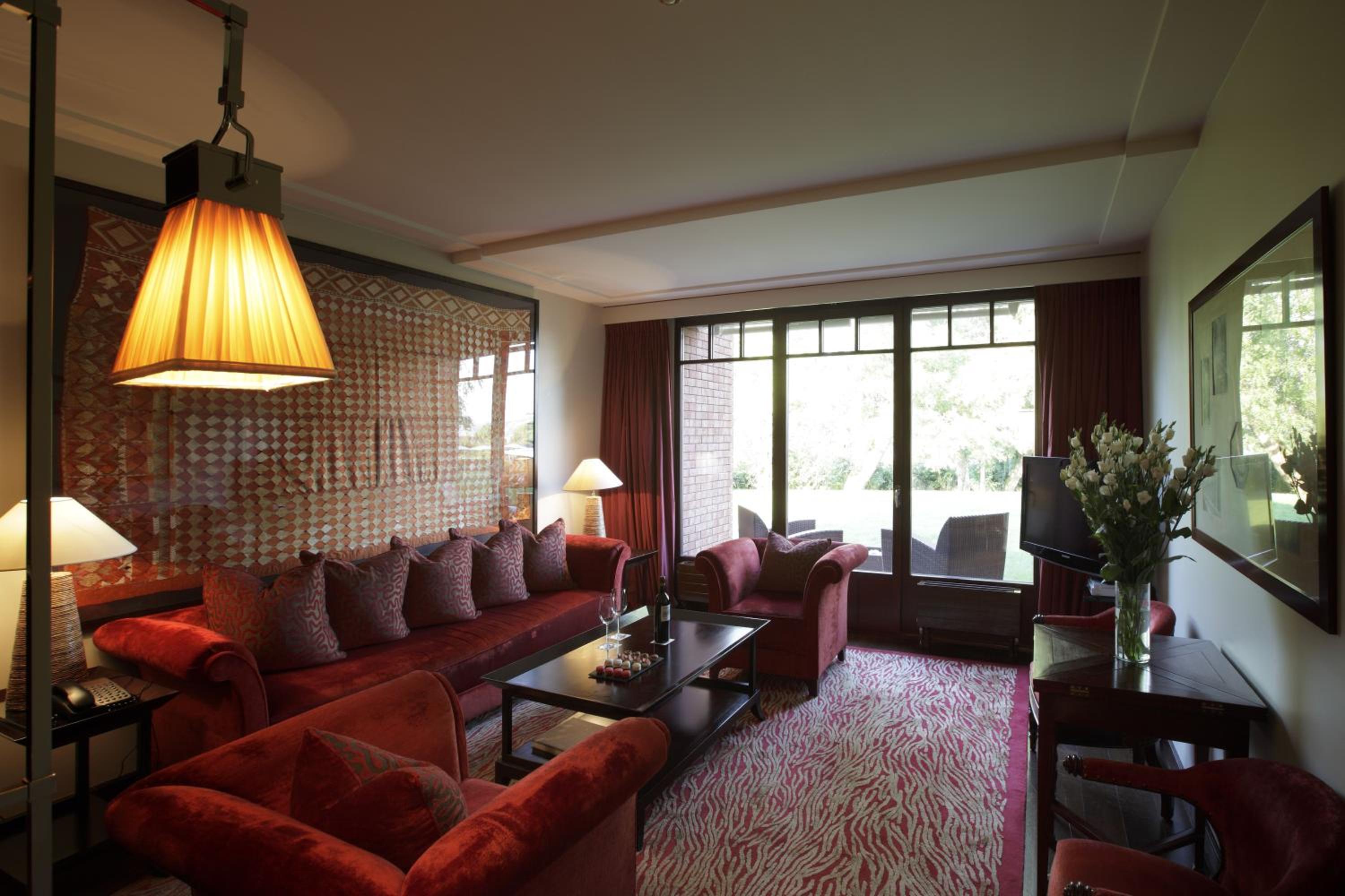 Suite with Lake View and Spa access