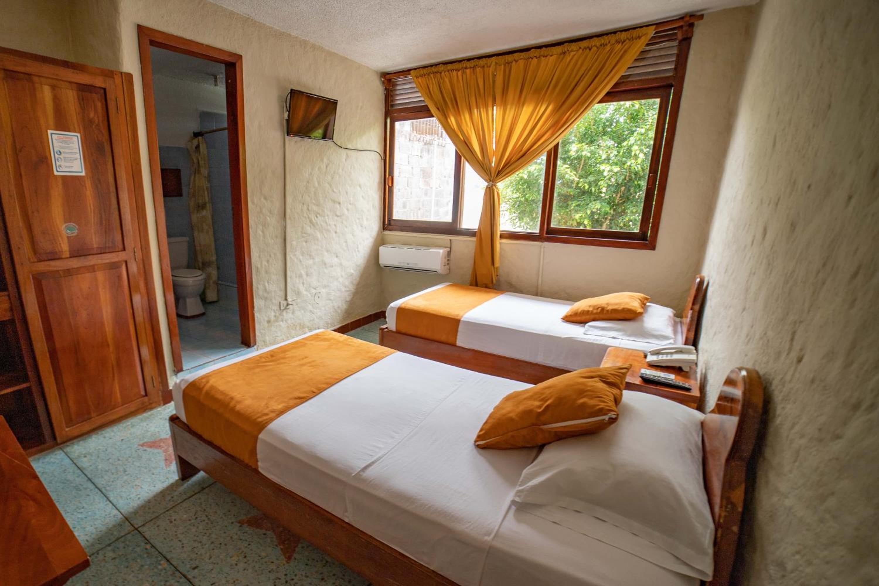 Budget Twin Room photo 1
